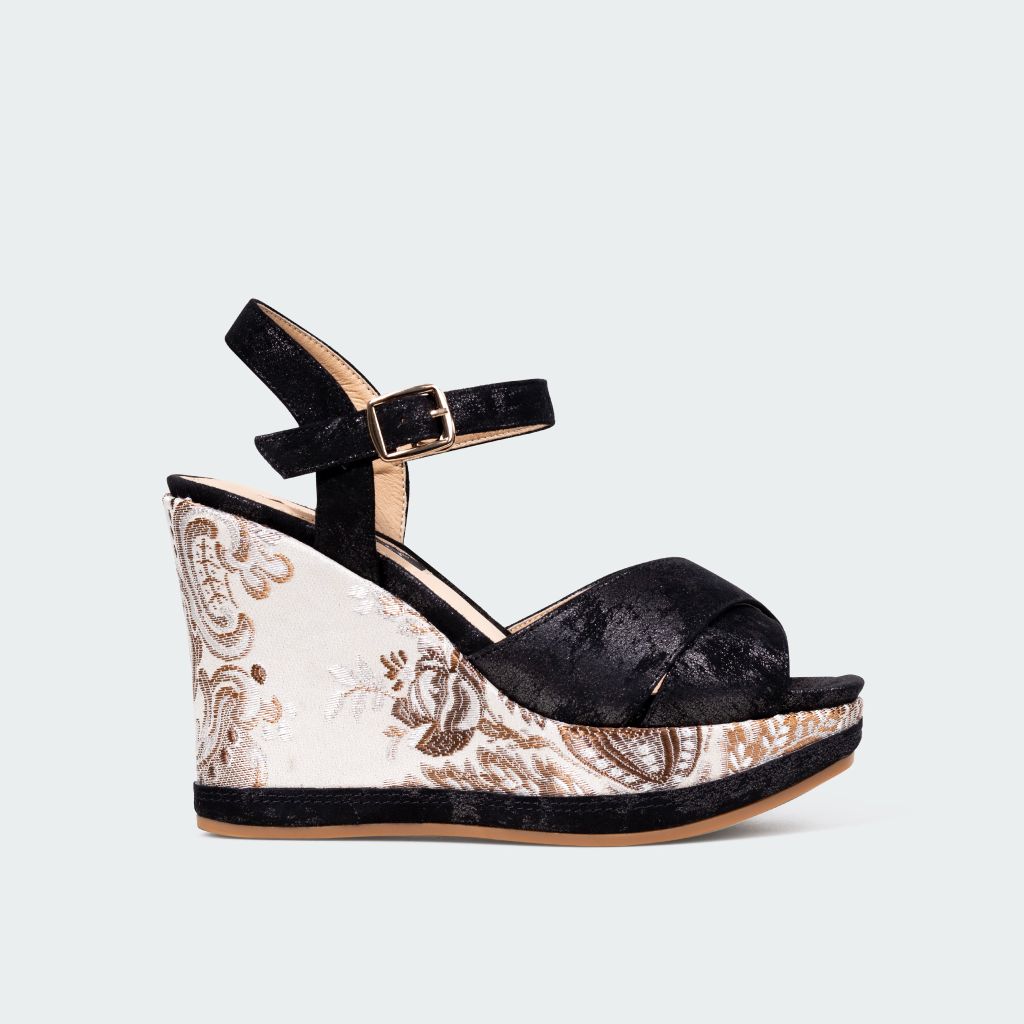 Giày sandals nữ đế xuồng ChristinA-Q XDX129