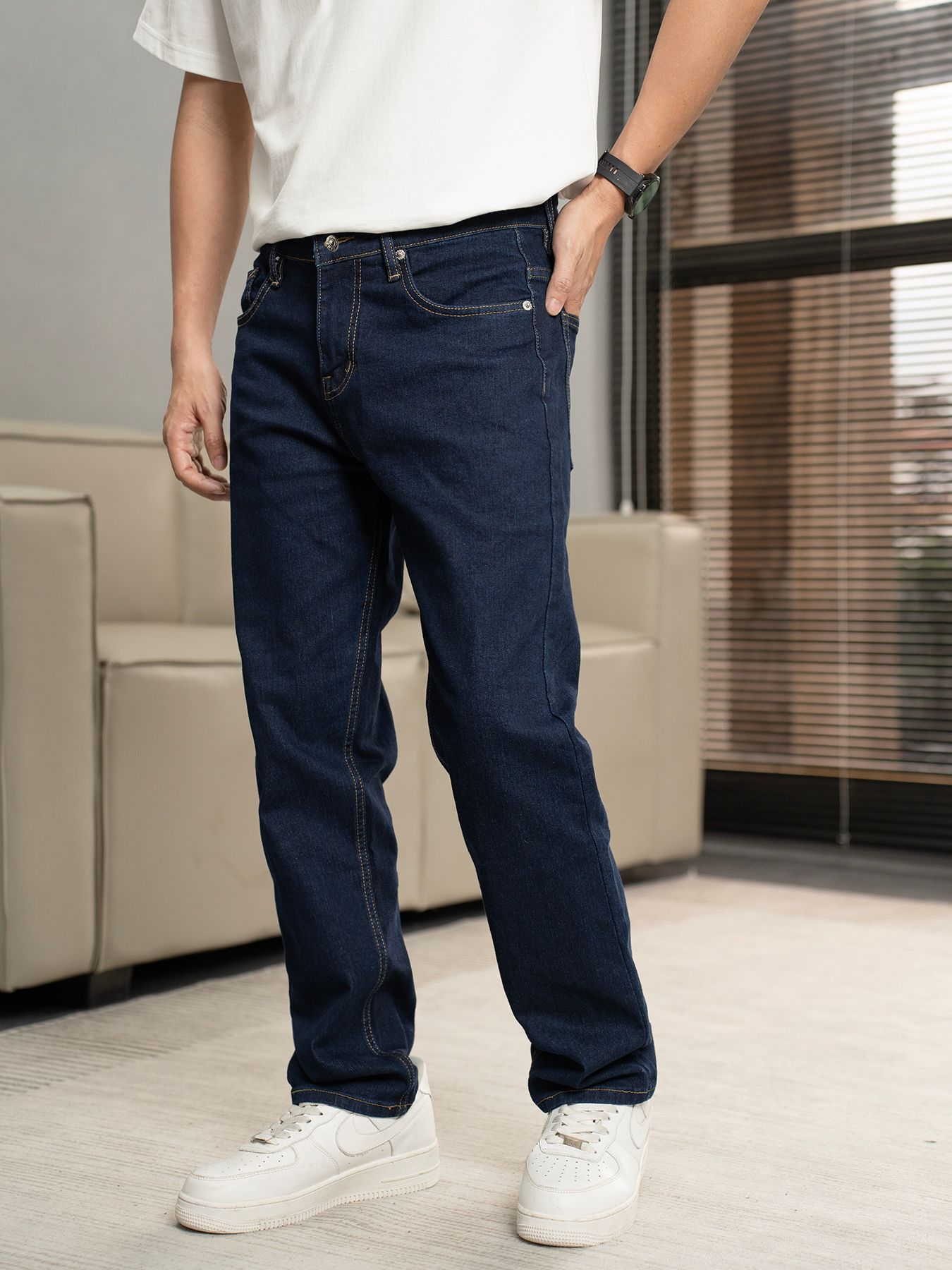 Quần jean ống đứng regular navi 28