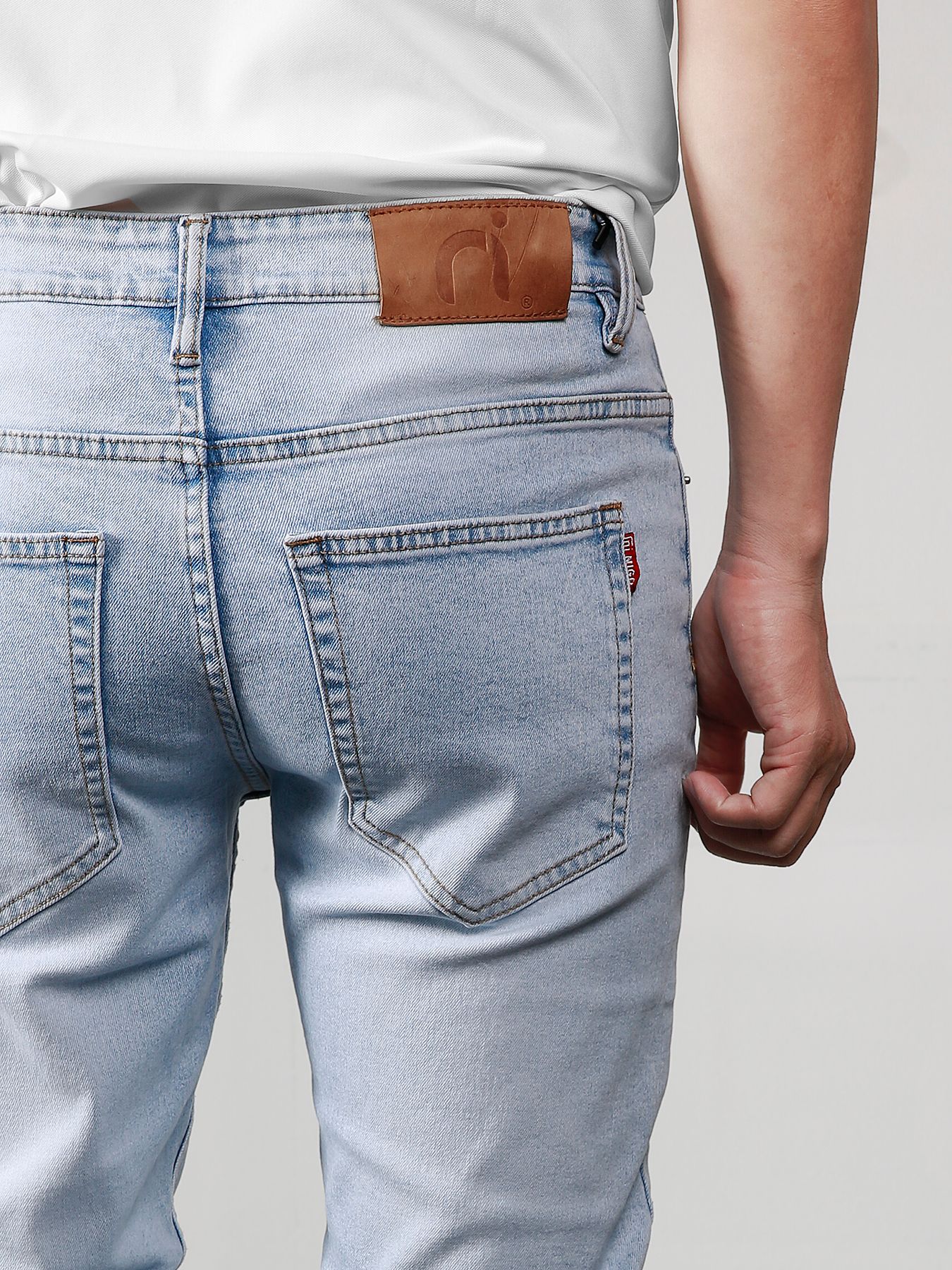  Quần jean basic light tapered 08 