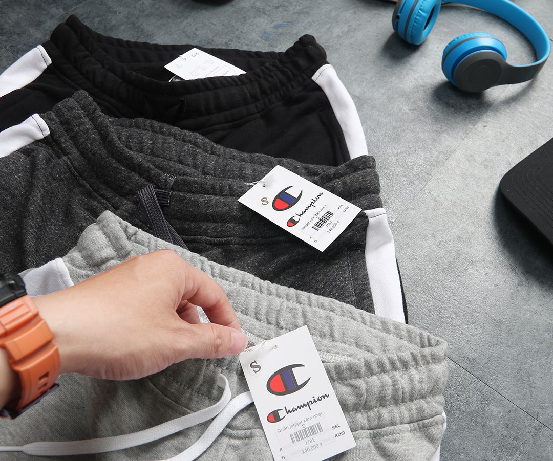 Quần jogger đen line trắng