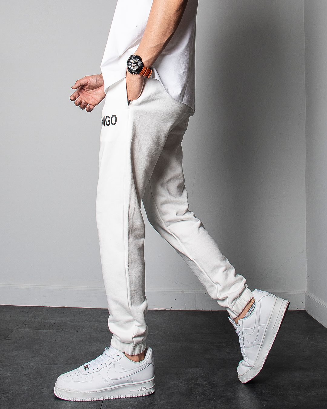  Quần jogger trắng nigo bo ống 09 