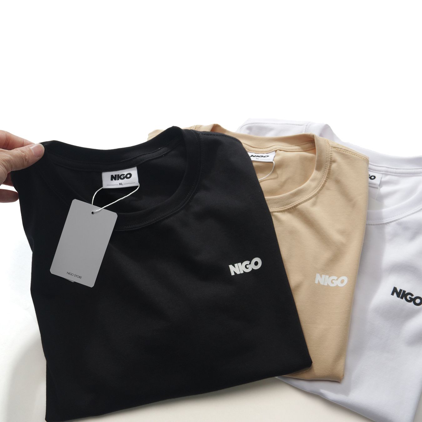 Aó thun basic nig đen