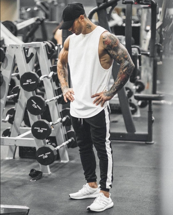 Quần jogger đen line trắng