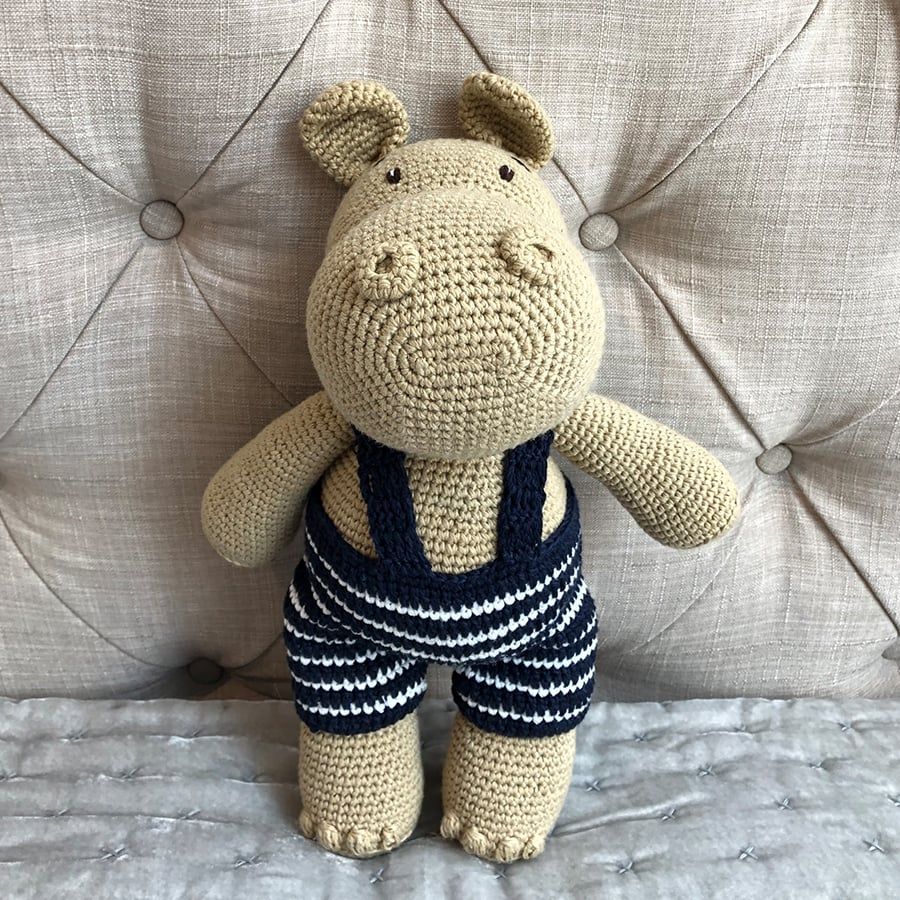 Medium Standing Hippo -Fadine