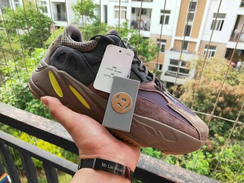  [OG Version] - Yeezy Boost 700 Mauve EE9614 