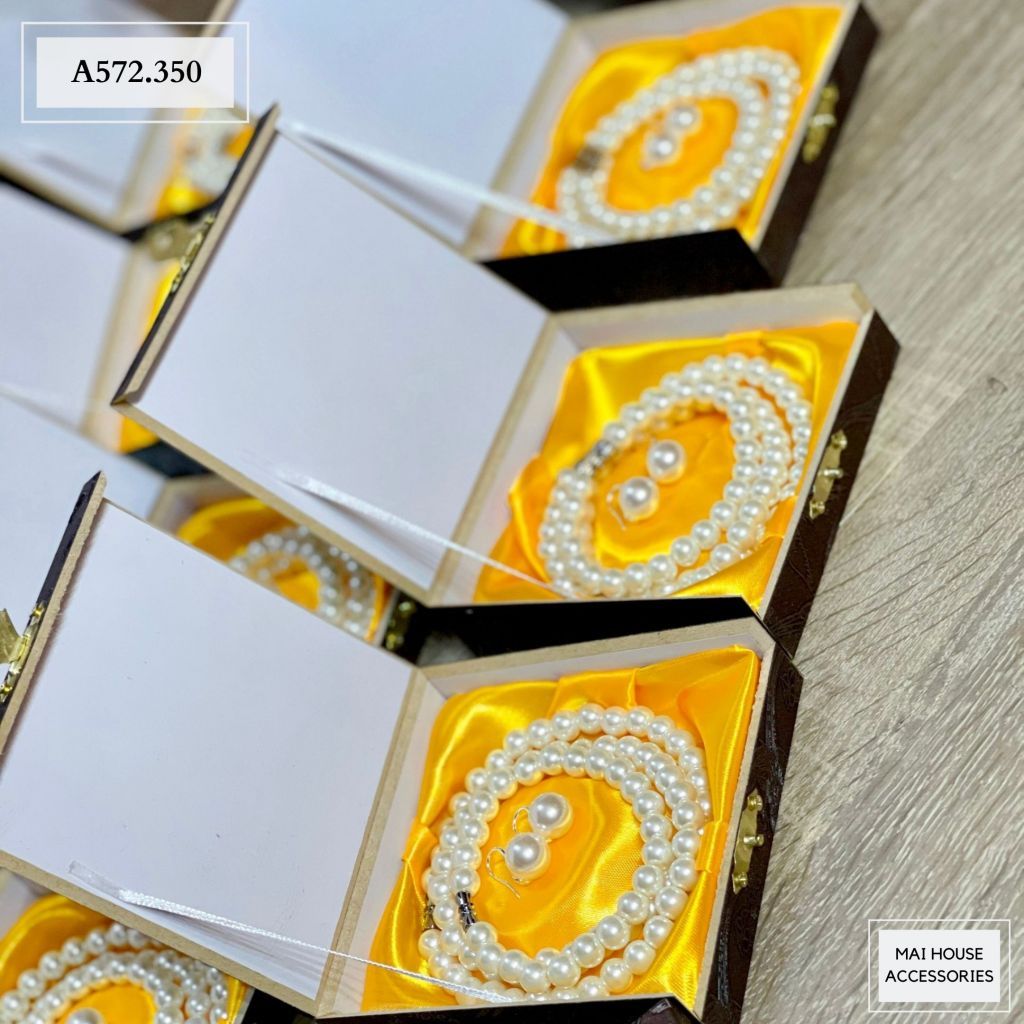Set trang sức ngọc trai 3 món kèm hộp - A572