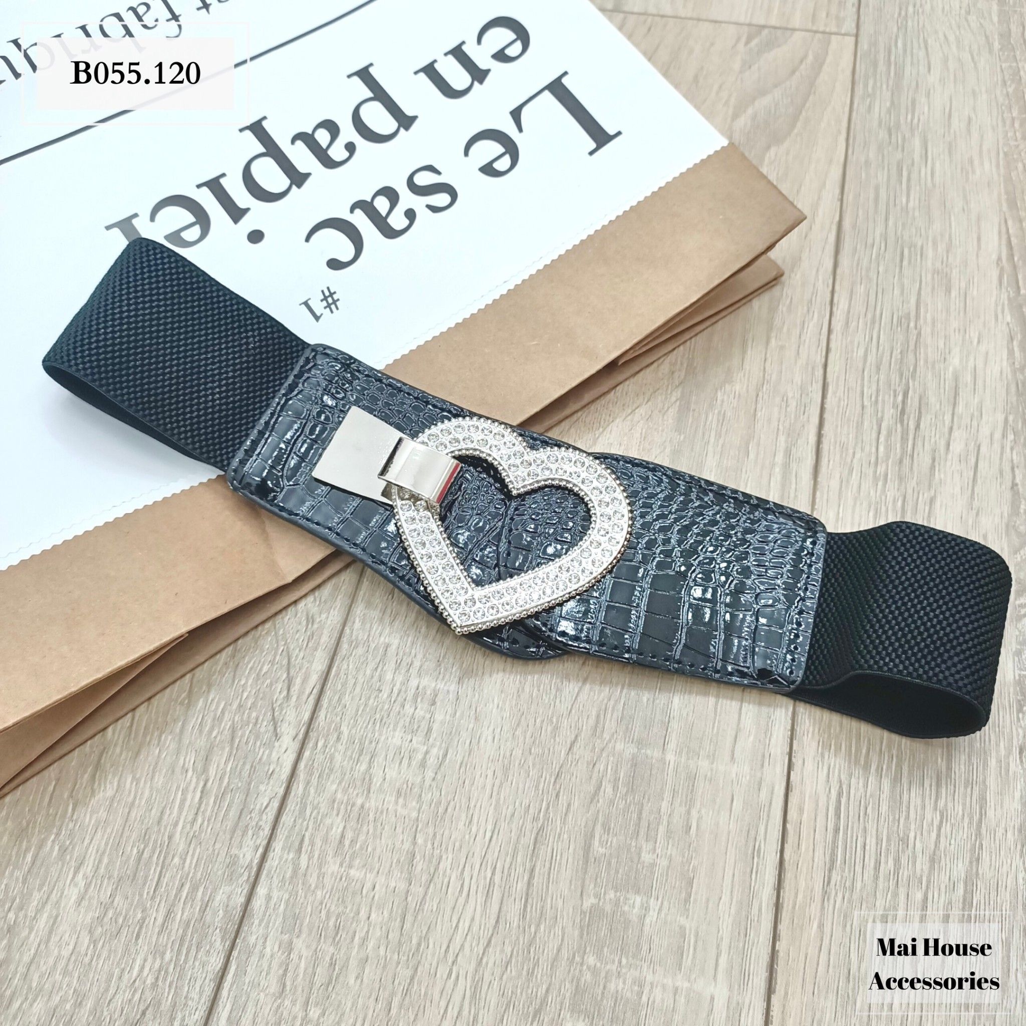 BELT TRÁI TIM B055