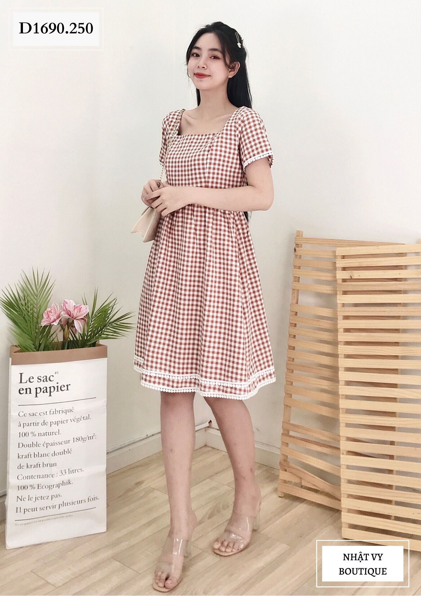 ĐẦM CARO VIỀN REN TAY KÈM DÂY - D1690
