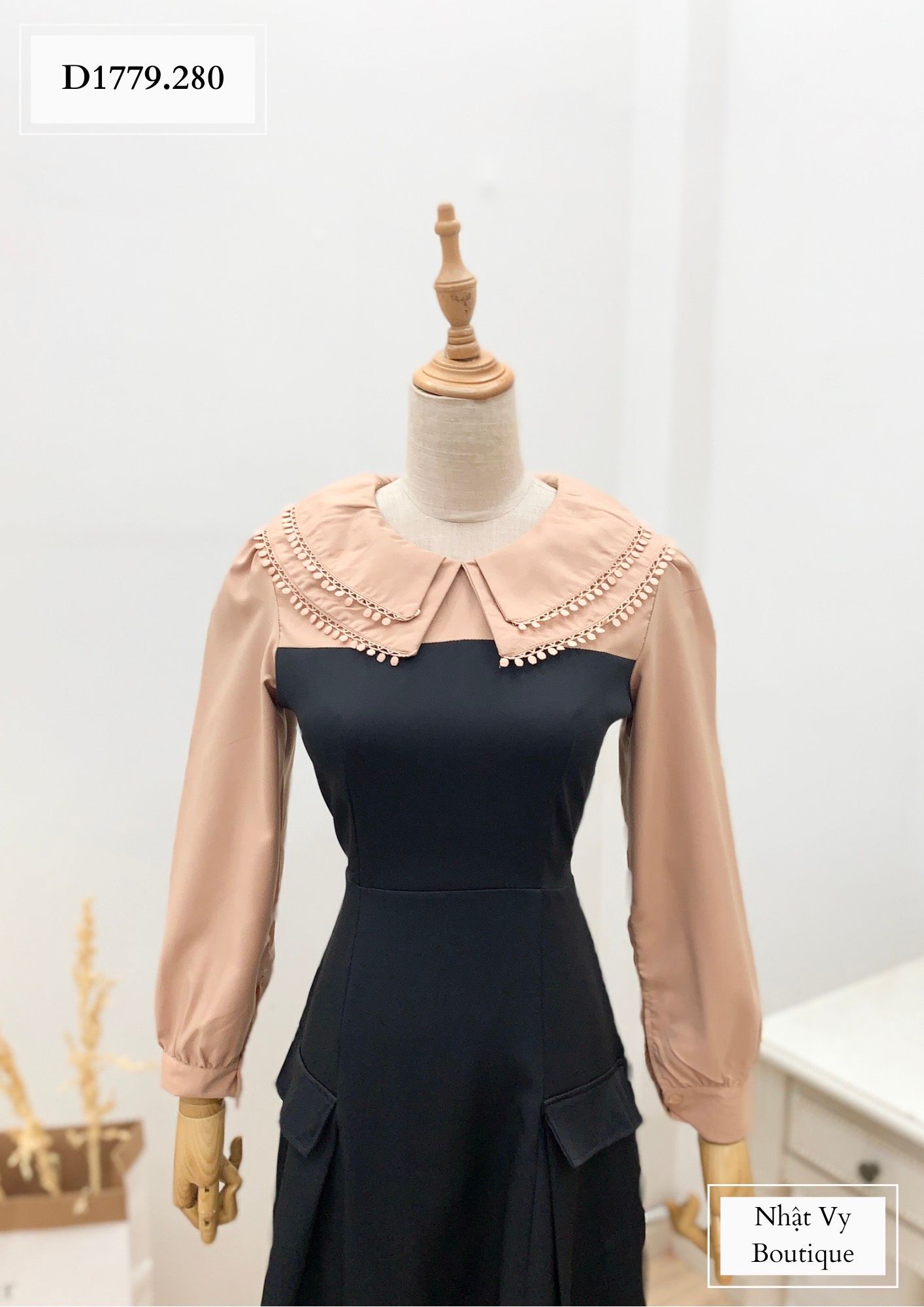 ĐẦM TAY DÀI PHỐI CỔ REN TRÒN - D1779