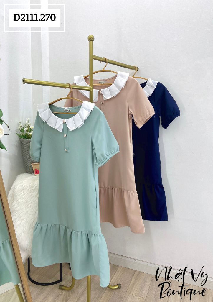 Đầm suông cổ bèo xếp ly cài nút - D2111