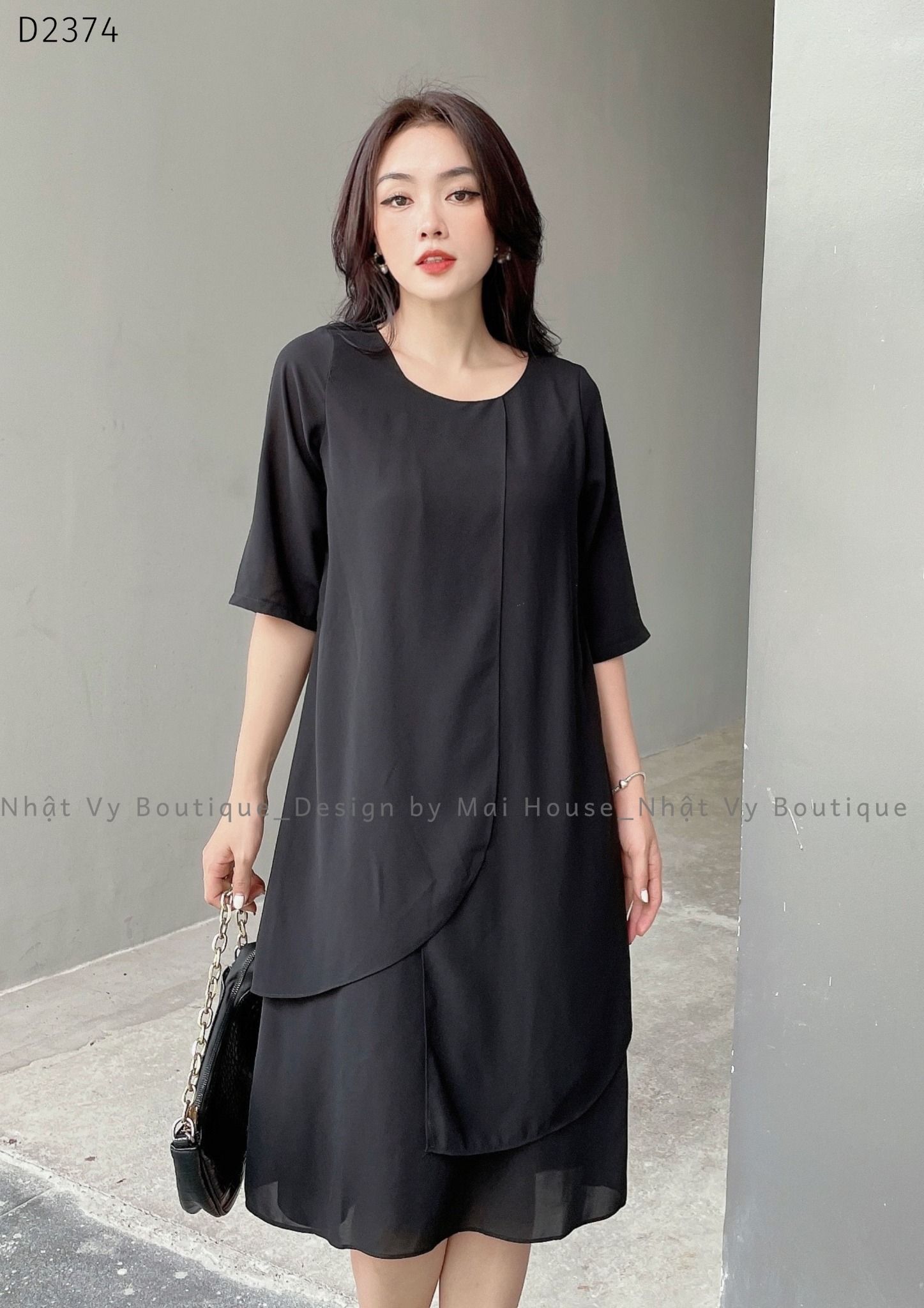 Đầm Váy Dạo Phố MAIHOUSE BIGSIZE Dáng Suông Cổ Tròn Tà Đắp Chéo Tay Lửng Chất Tằm Ý Màu Đen Đỏ - D2374