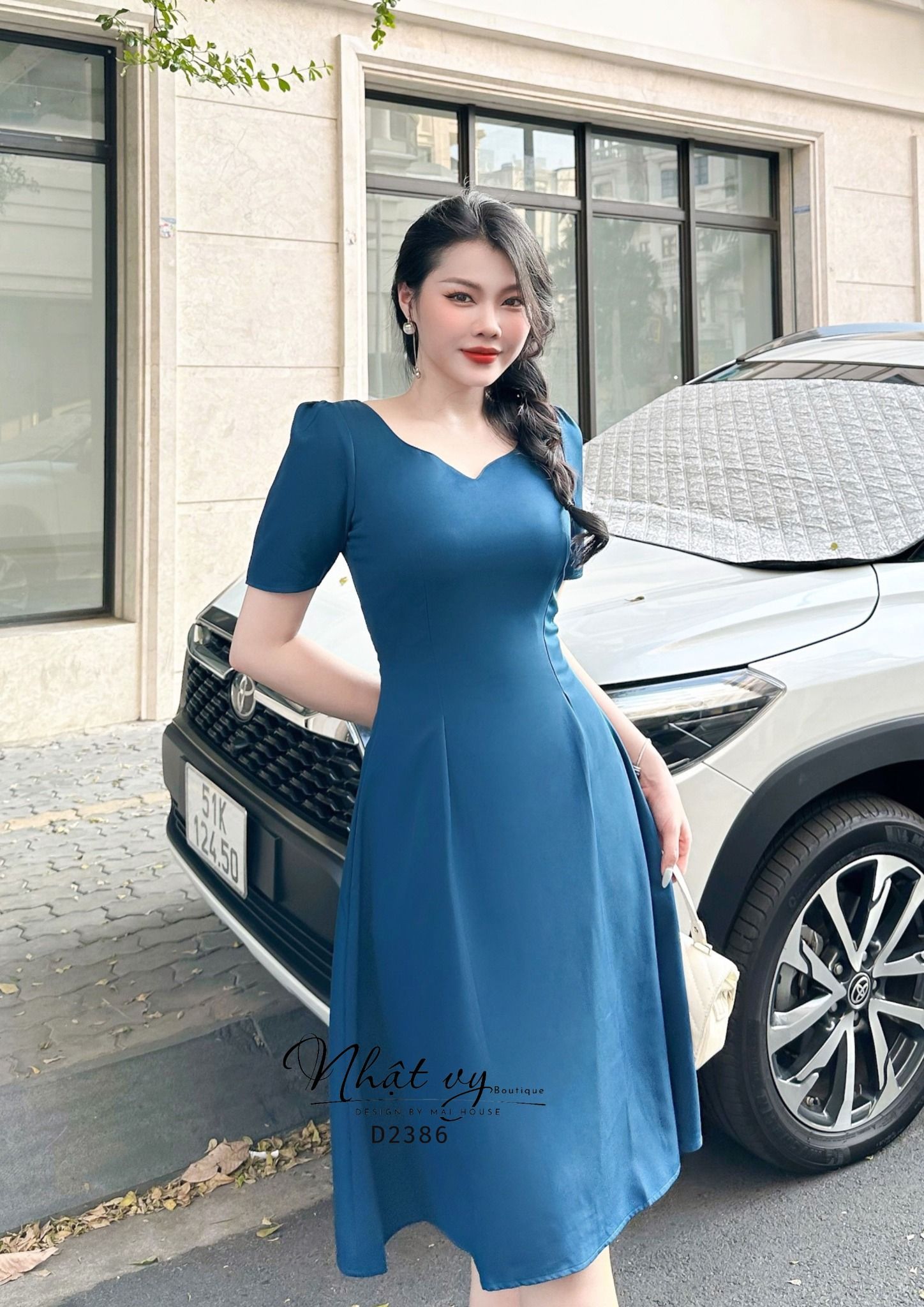 Đầm dáng xoè cổ cách điệu chiết eo tay - D2386