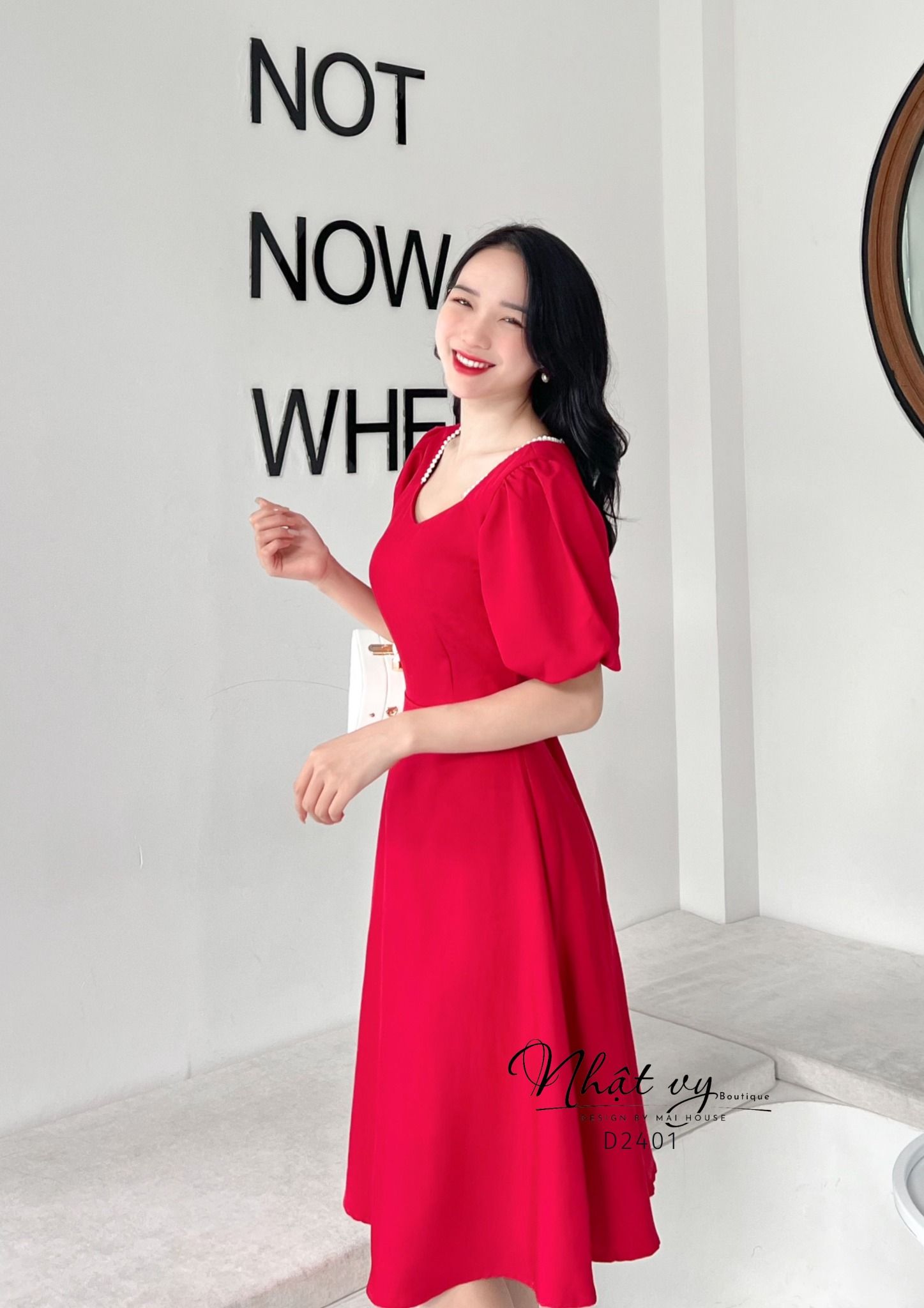 Đầm thiết kế đính ngọc dáng cổ vuông - D2401