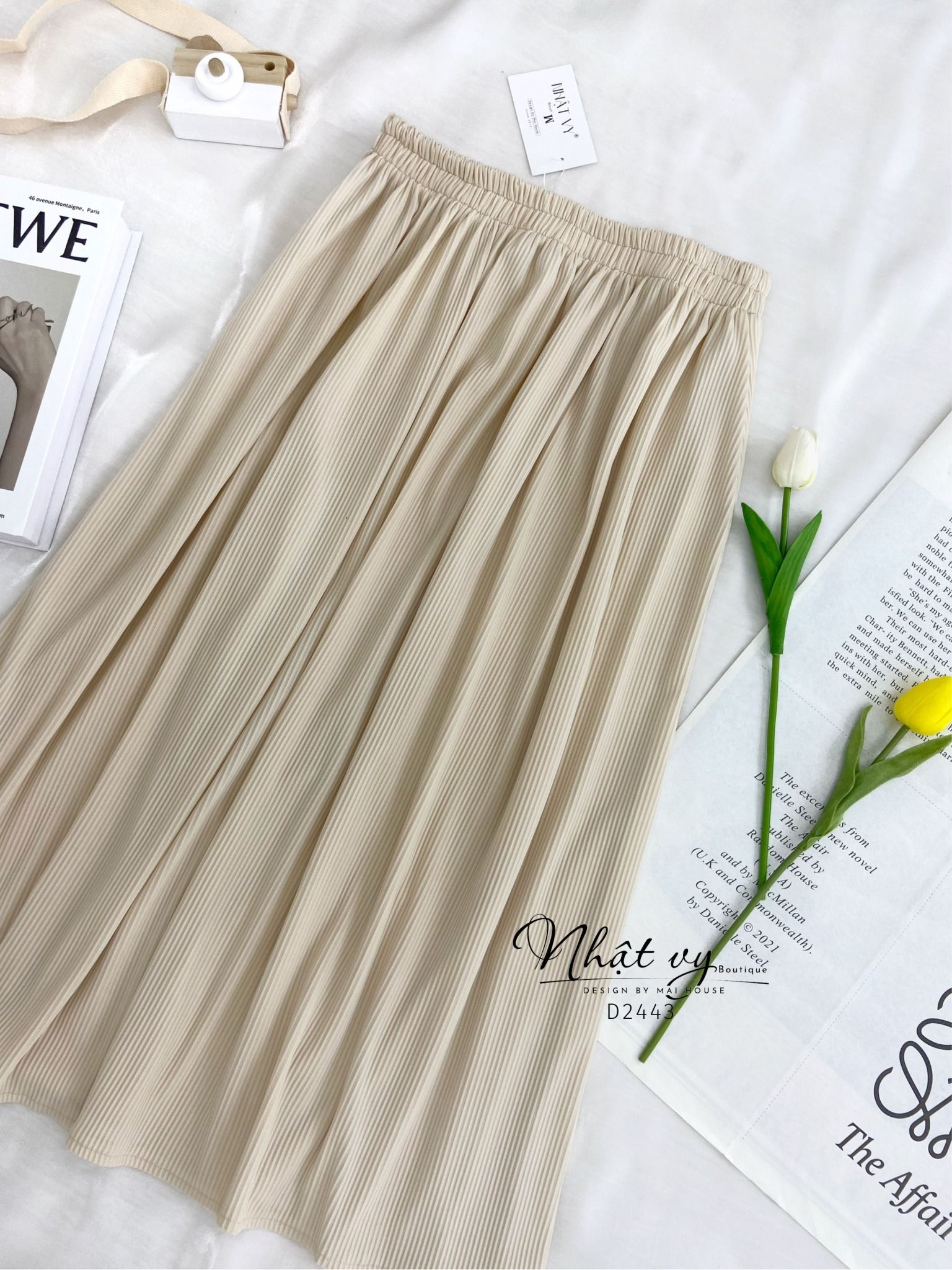 Chân váy dập ly dáng dài - D2443