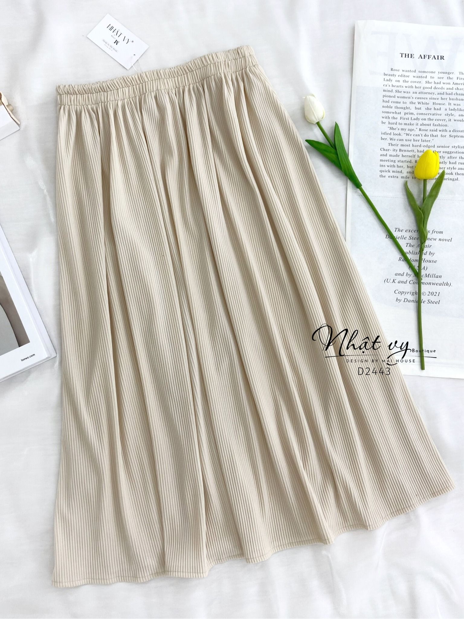 Chân váy dập ly dáng dài - D2443
