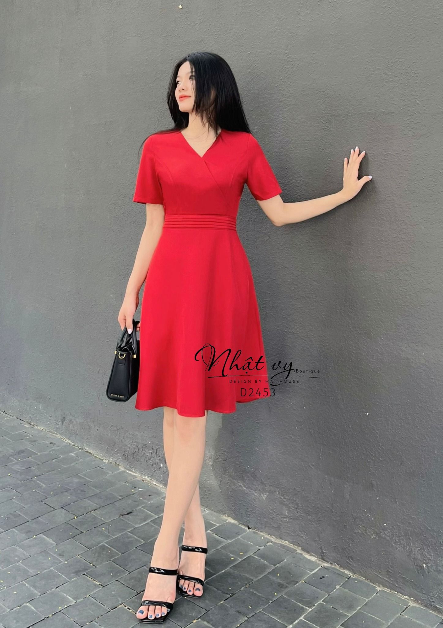 Đầm xếp ly eo cổ V form dáng xoè - D2453
