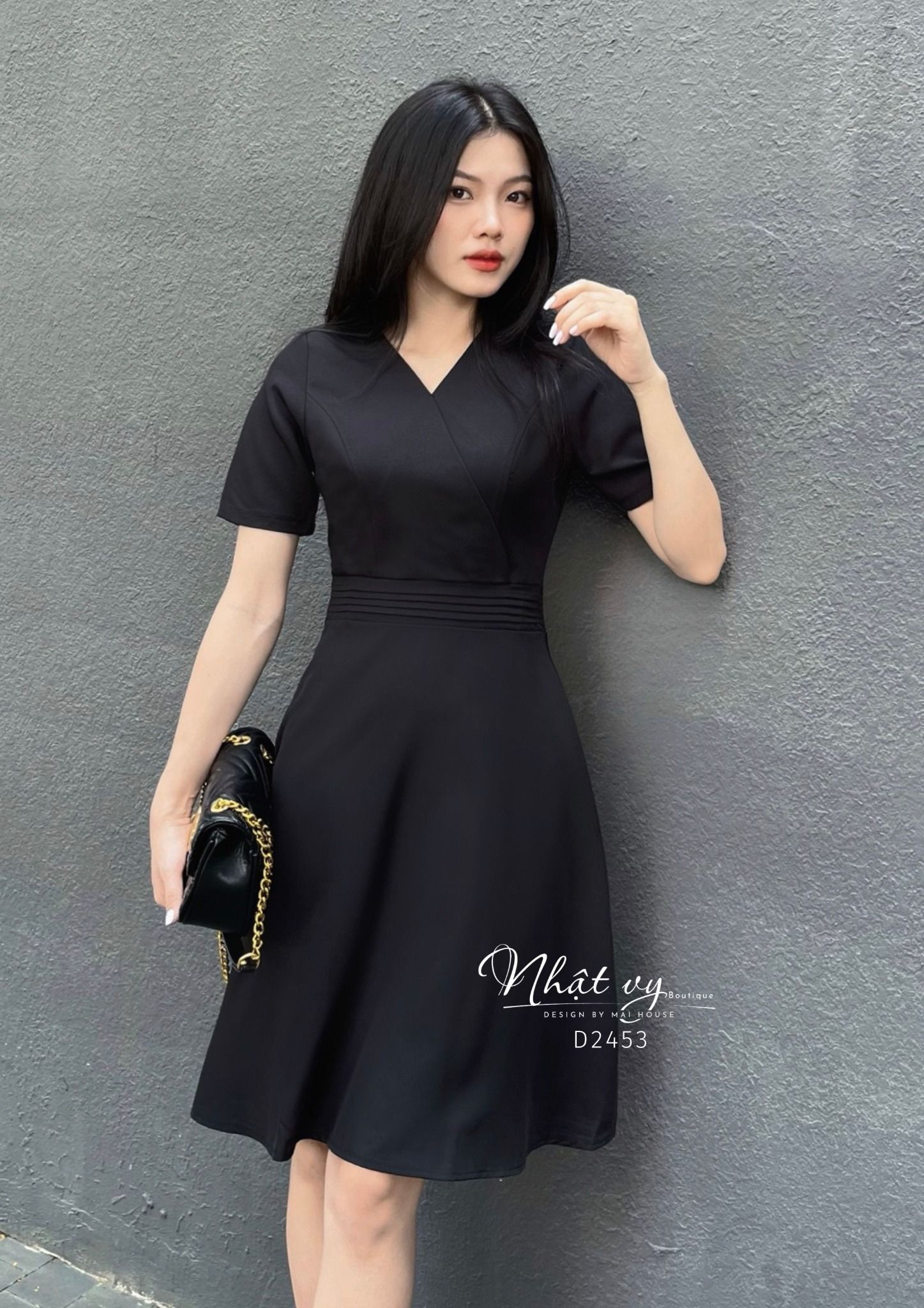 Đầm xếp ly eo cổ V form dáng xoè - D2453