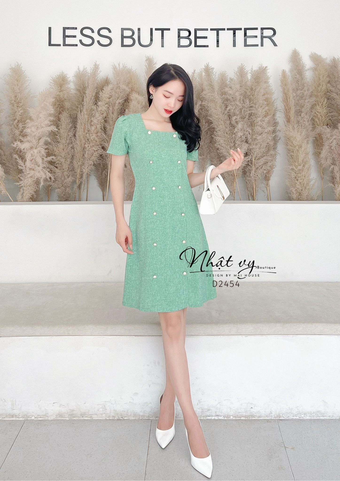 Đầm dáng suông cổ vuông đính cúc giả - D2454