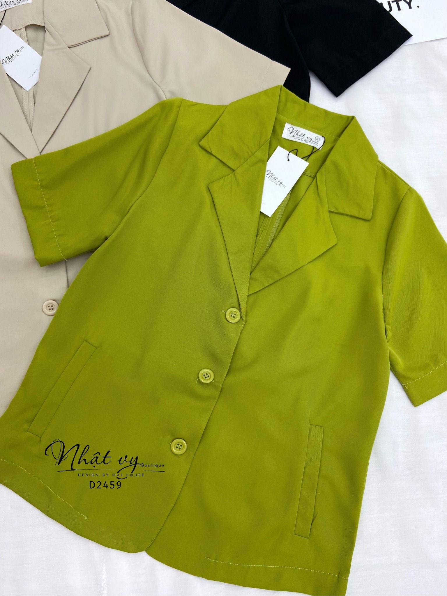 Áo cổ vest form dáng suông - D2459