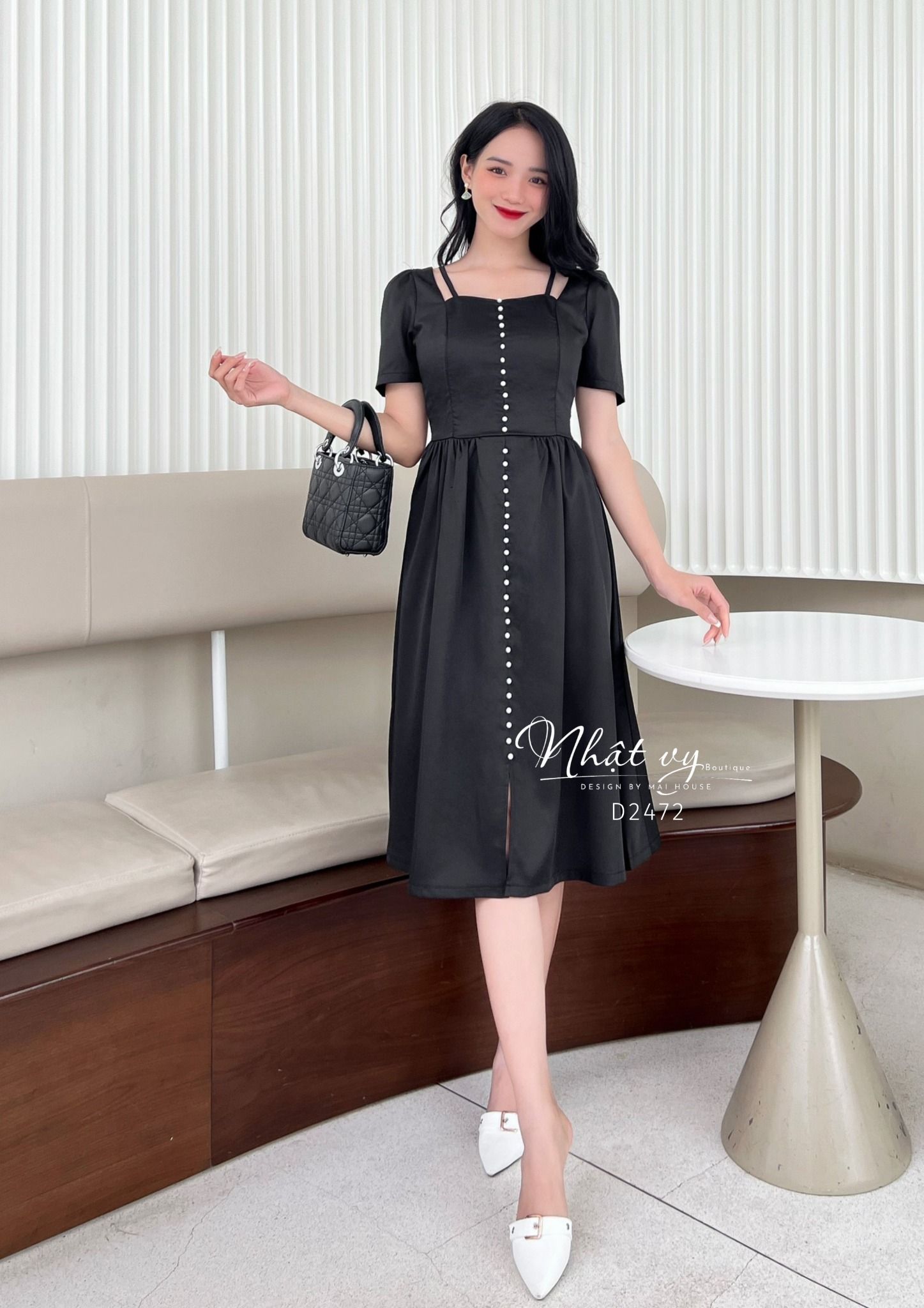 Đầm dáng xoè cổ vuông đính cúc ngọc - D2472