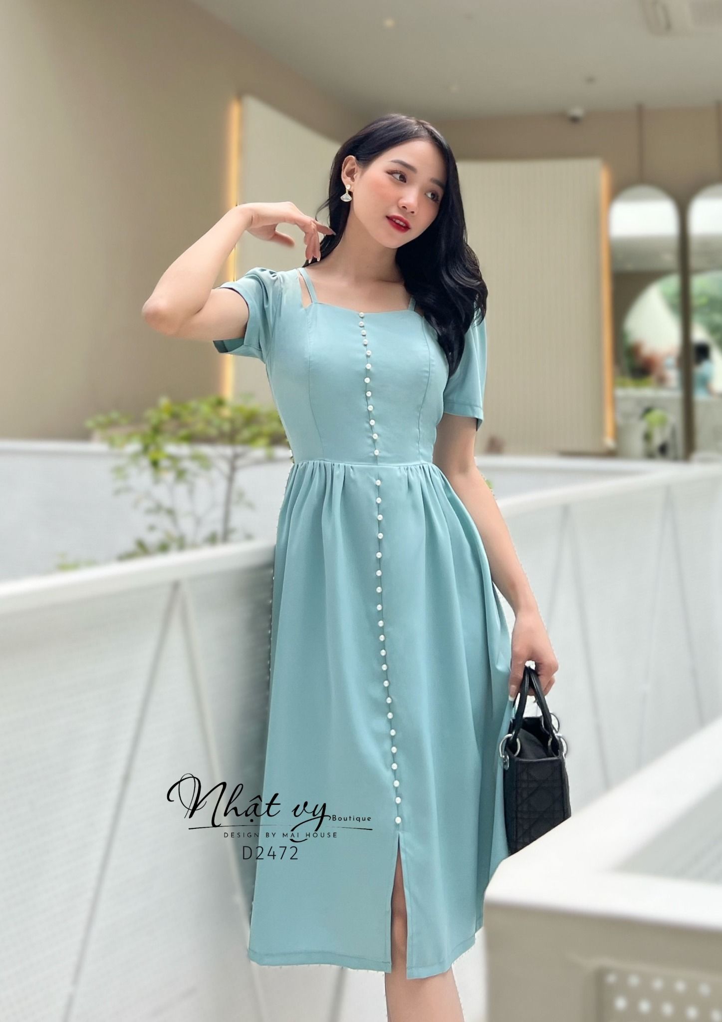 Đầm dáng xoè cổ vuông đính cúc ngọc - D2472