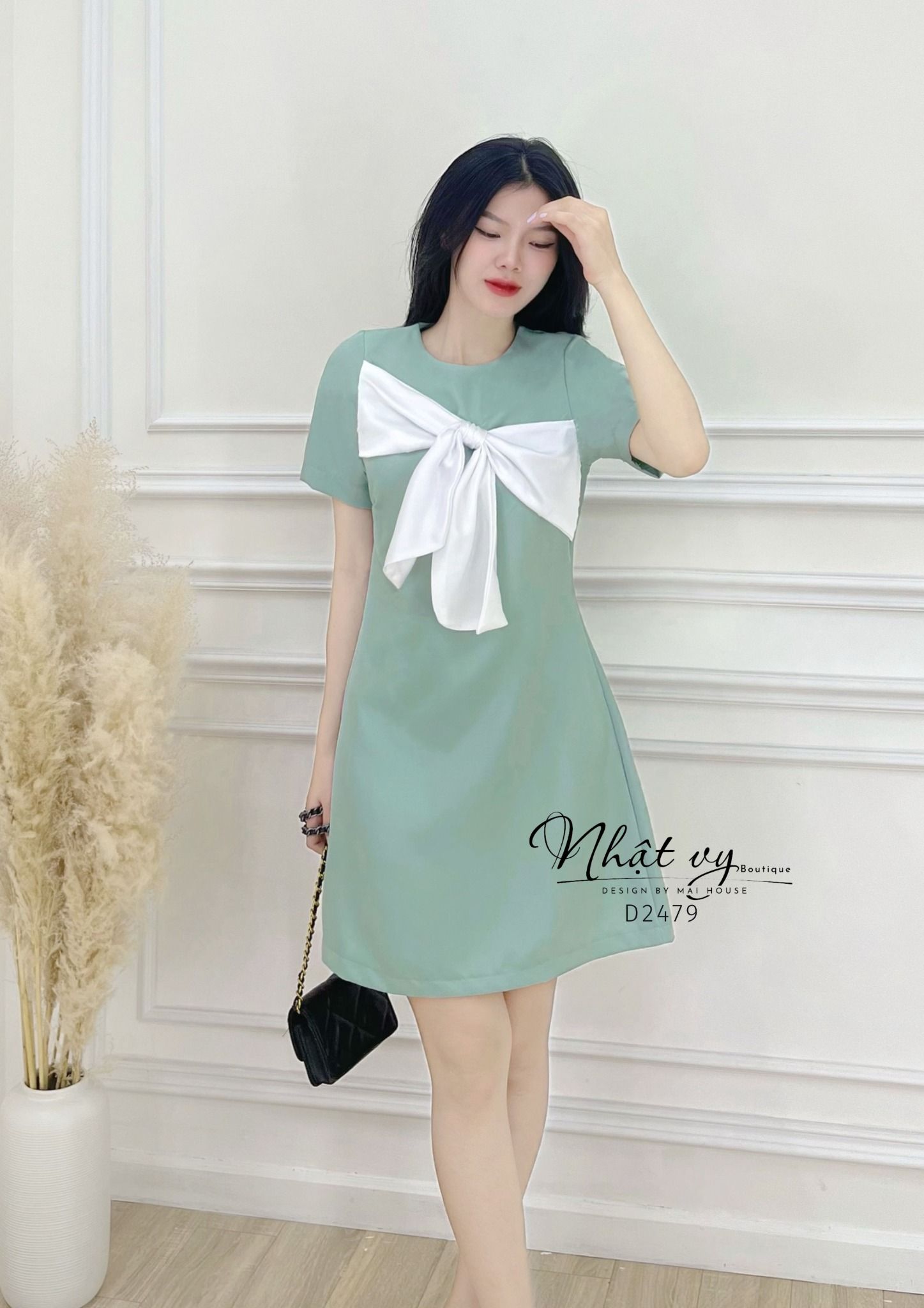 Đầm cổ tròn phối nơ ngực kiểu dáng đơn giản - D2479