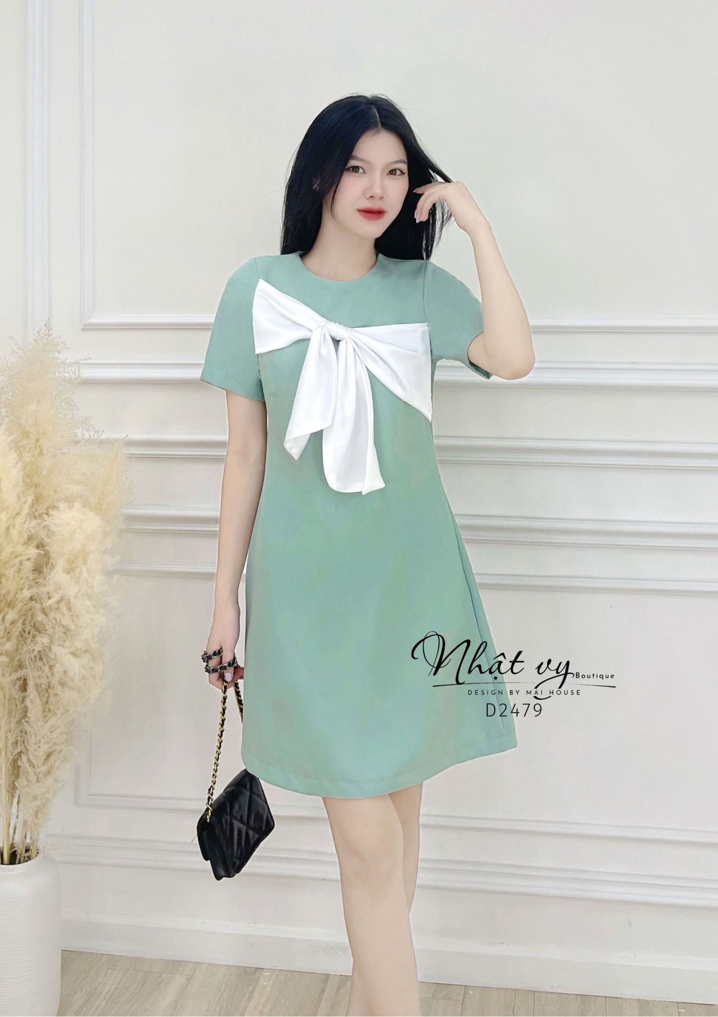 Đầm cổ tròn phối nơ ngực kiểu dáng đơn giản - D2479
