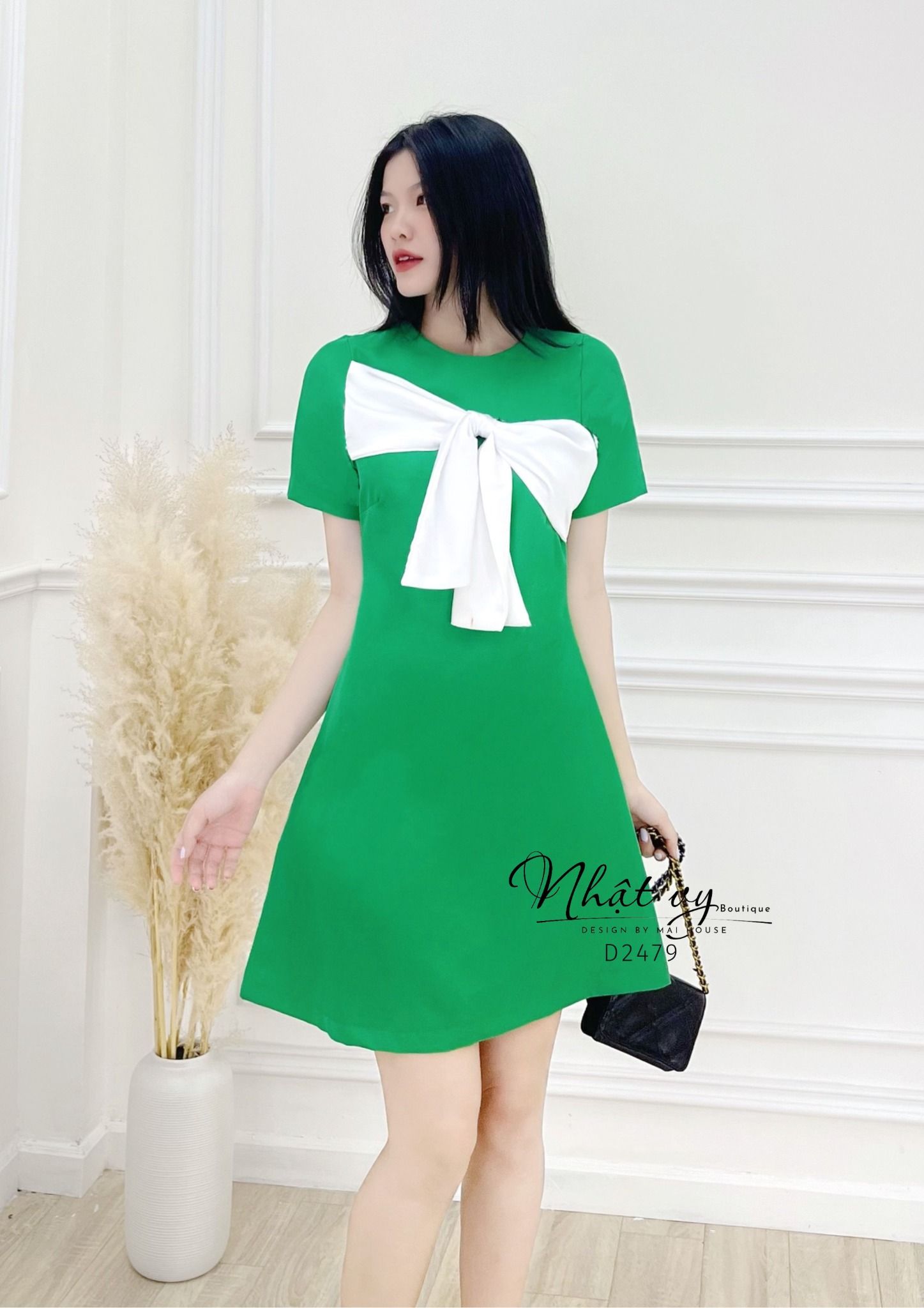 Đầm cổ tròn phối nơ ngực kiểu dáng đơn giản - D2479