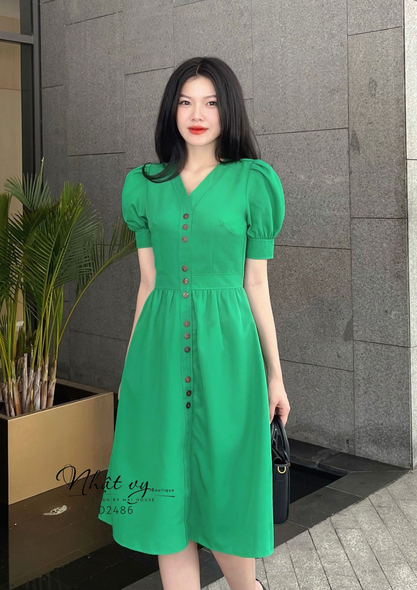 Đầm dáng ôm cổ V tay phồng đính cúc giả - D2486