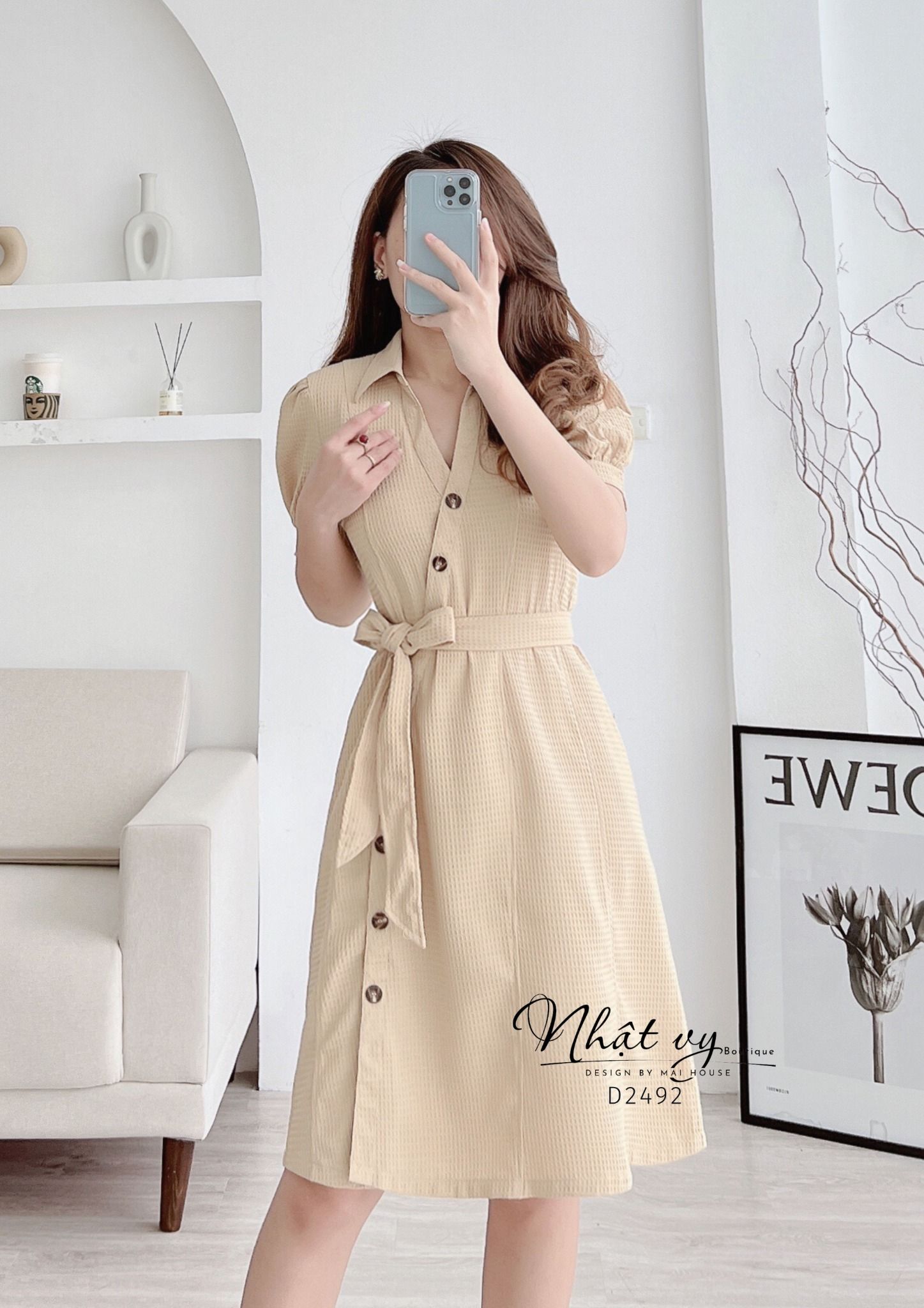 Đầm suông có eo cổ V kiểu sơ mi tay phồng nhẹ - D2492