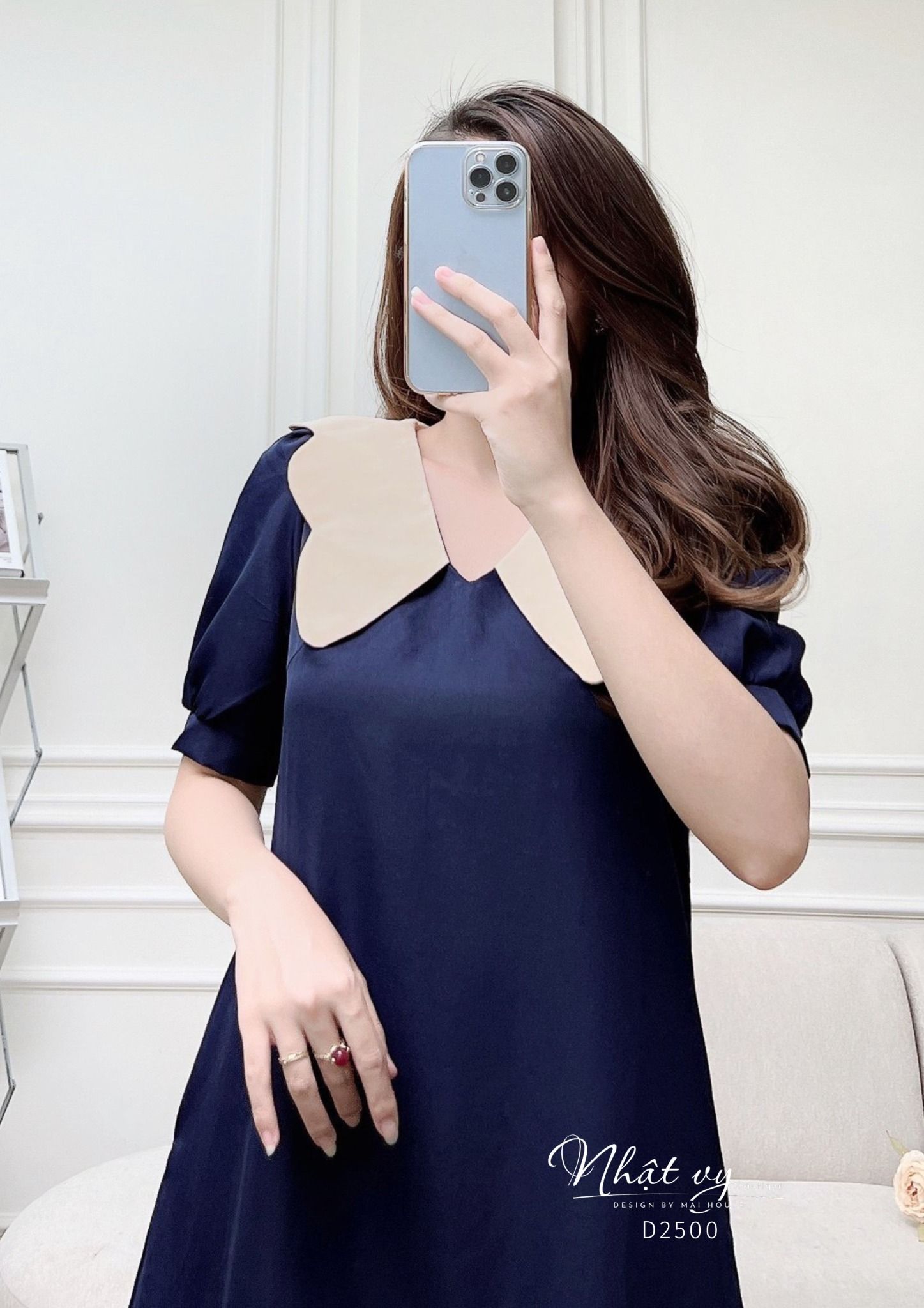 Đầm suông phối cổ bèo xếp ly gấu - D2500