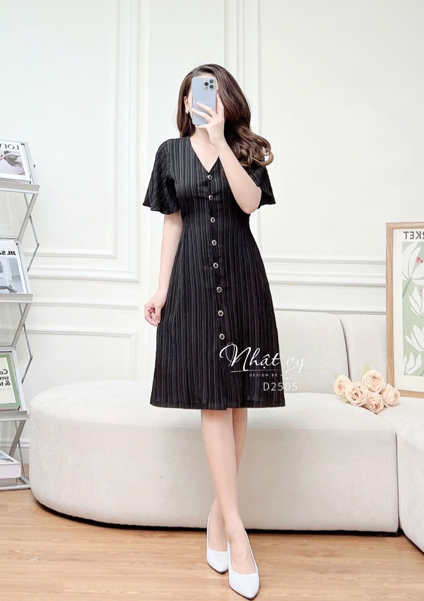 Đầm cổ tim tay cánh tiên cài cúc kèm dây eo - D2505