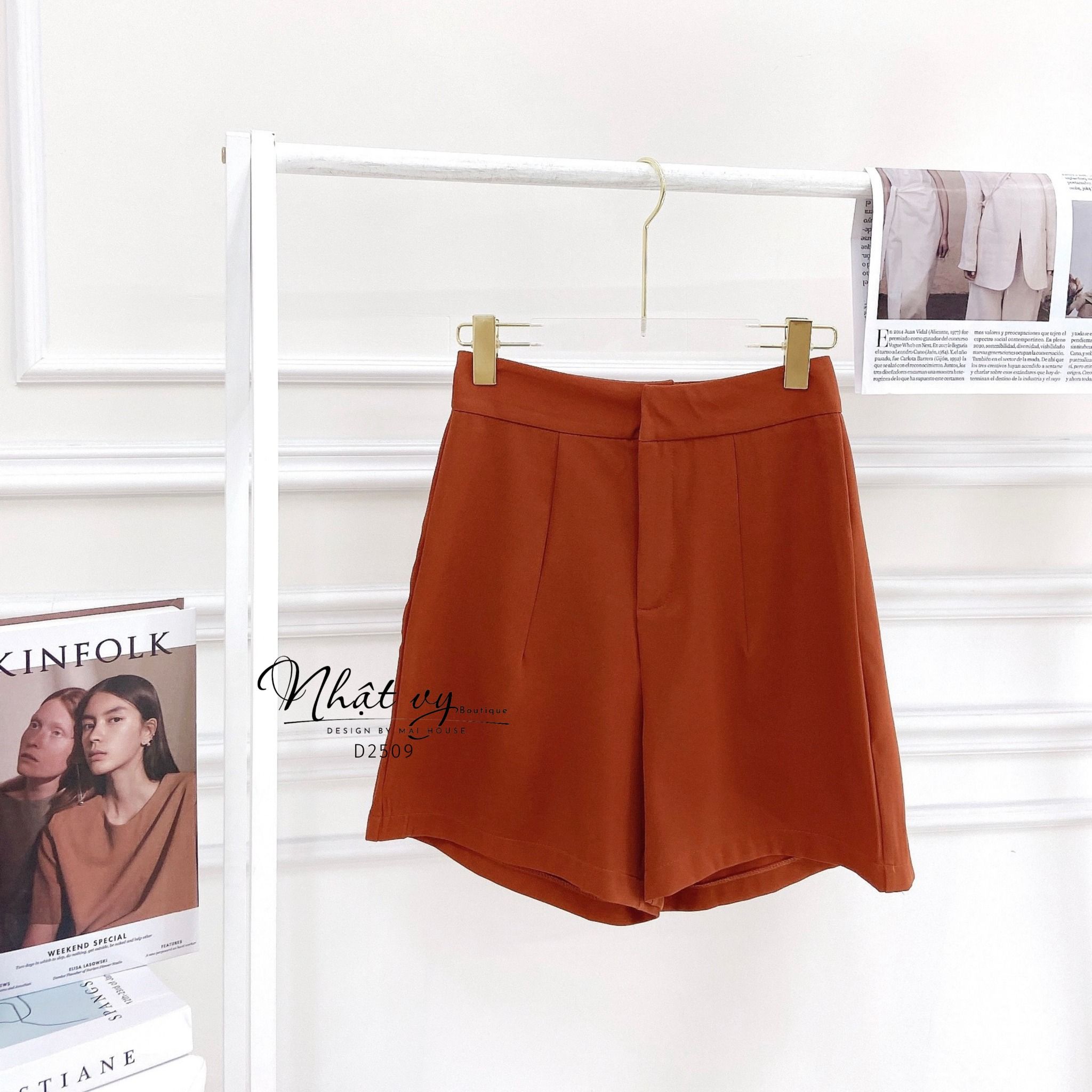 Quần short ống rộng lưng cạp cao dáng suông - D2509