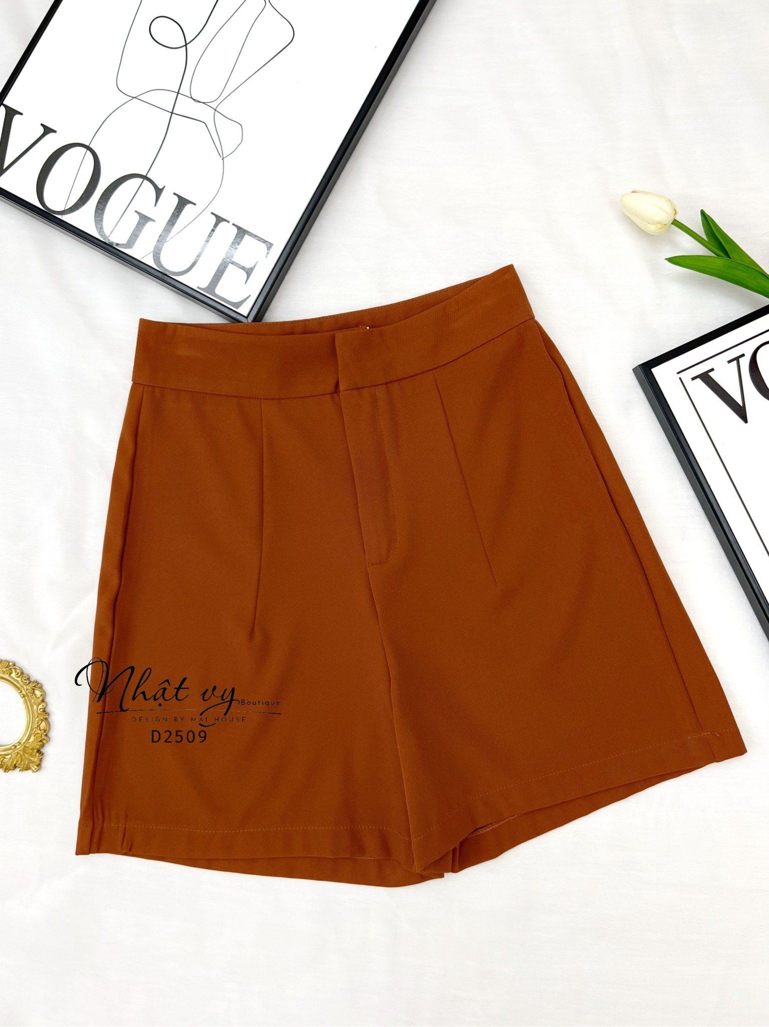 Quần short ống rộng lưng cạp cao dáng suông - D2509