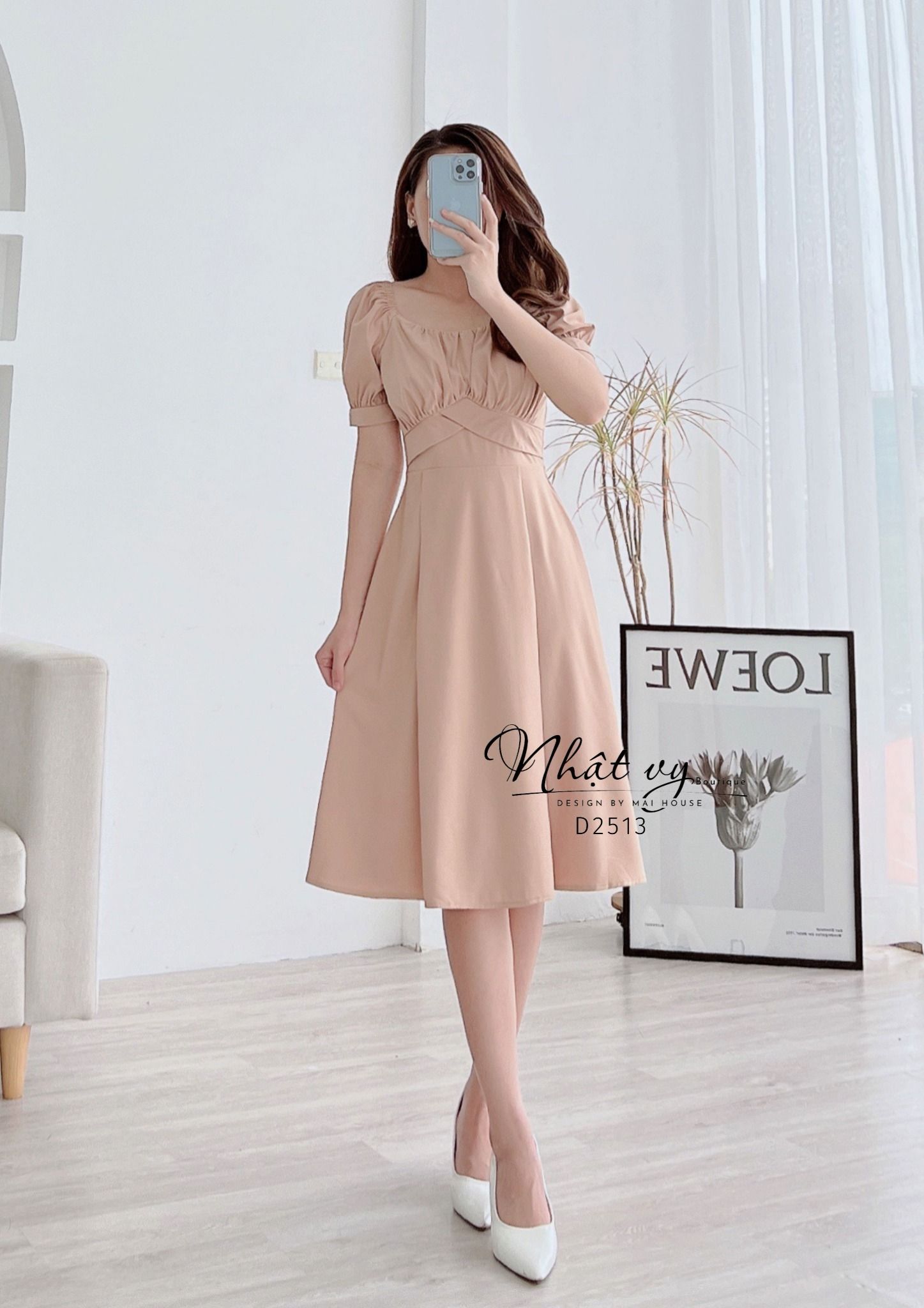 Đầm cổ vuông tay phồng nhún ngực dáng xoè - D2513