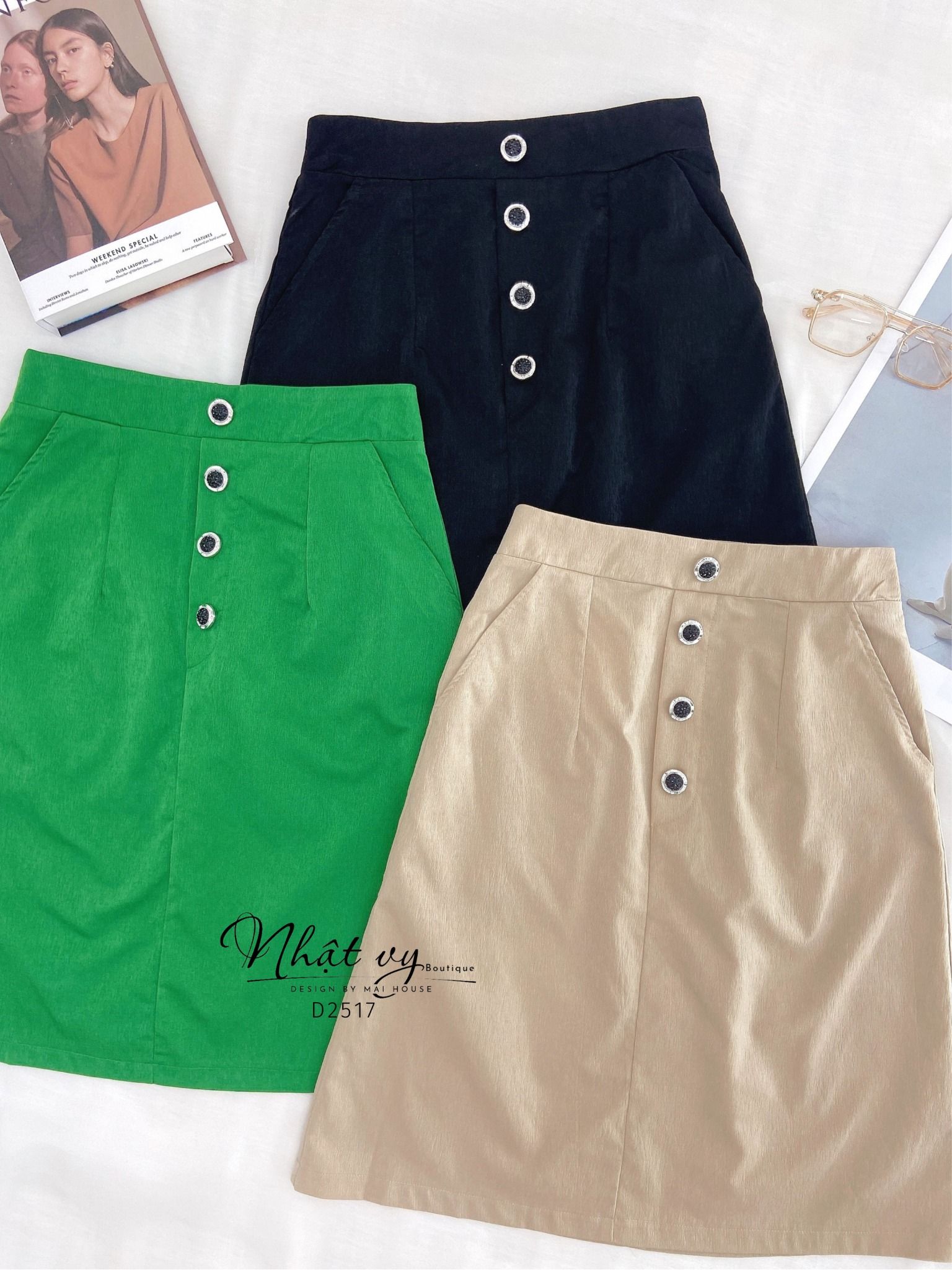 Chân váy chữ A đính nút bọc - D2517