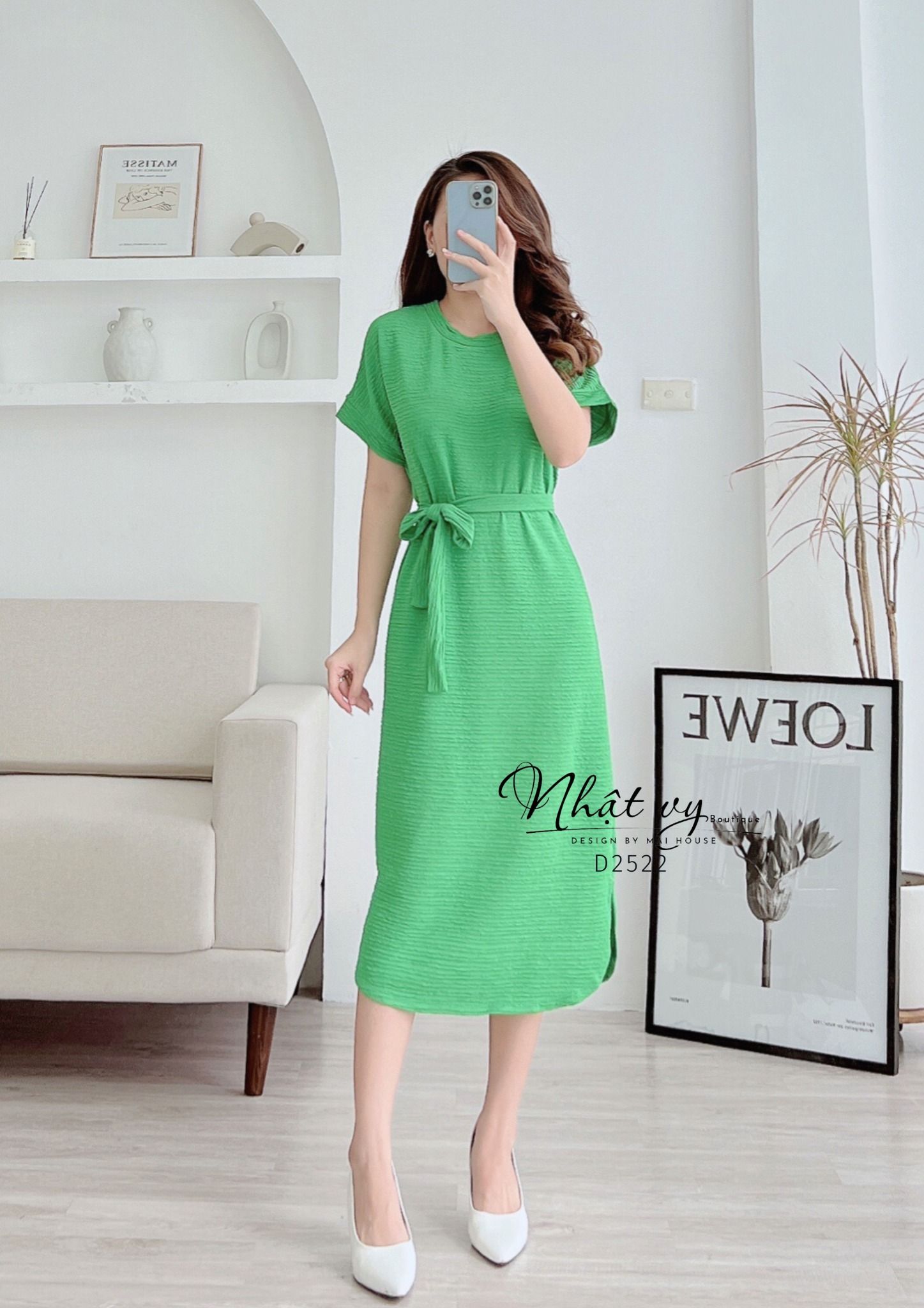 Đầm thun dáng suông cổ tròn kèm dây thắt eo - D2522