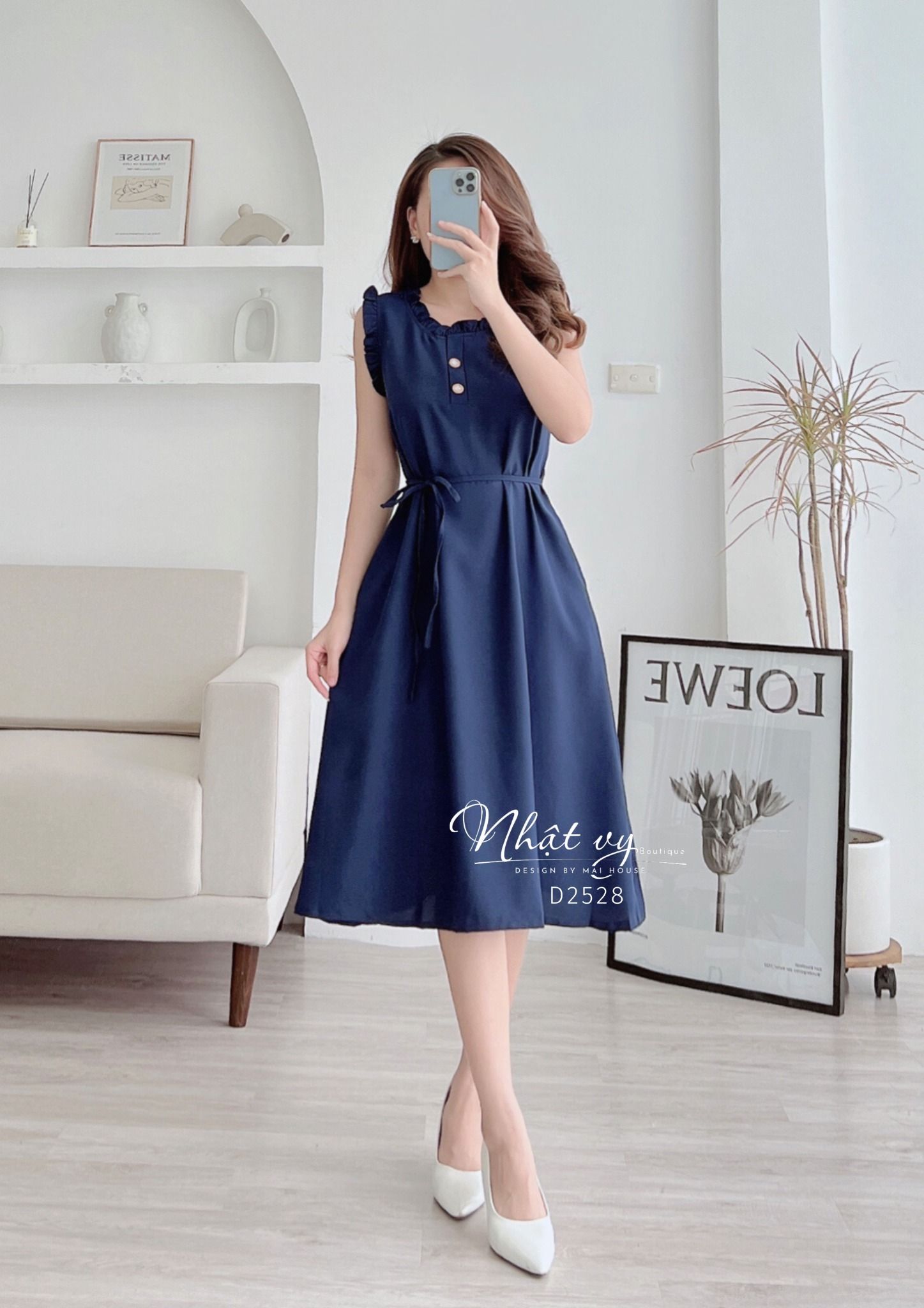 Đầm sát nách cổ bèo dáng suông kèm dây rời - D2528