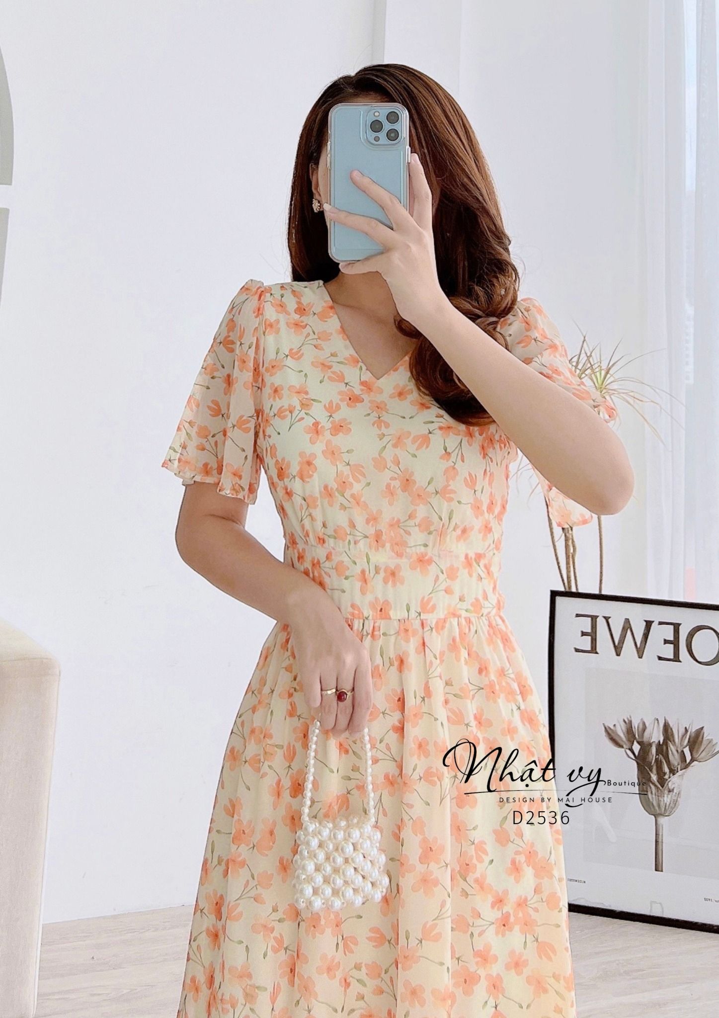 Đầm hoa cổ V đuôi cá - D2536