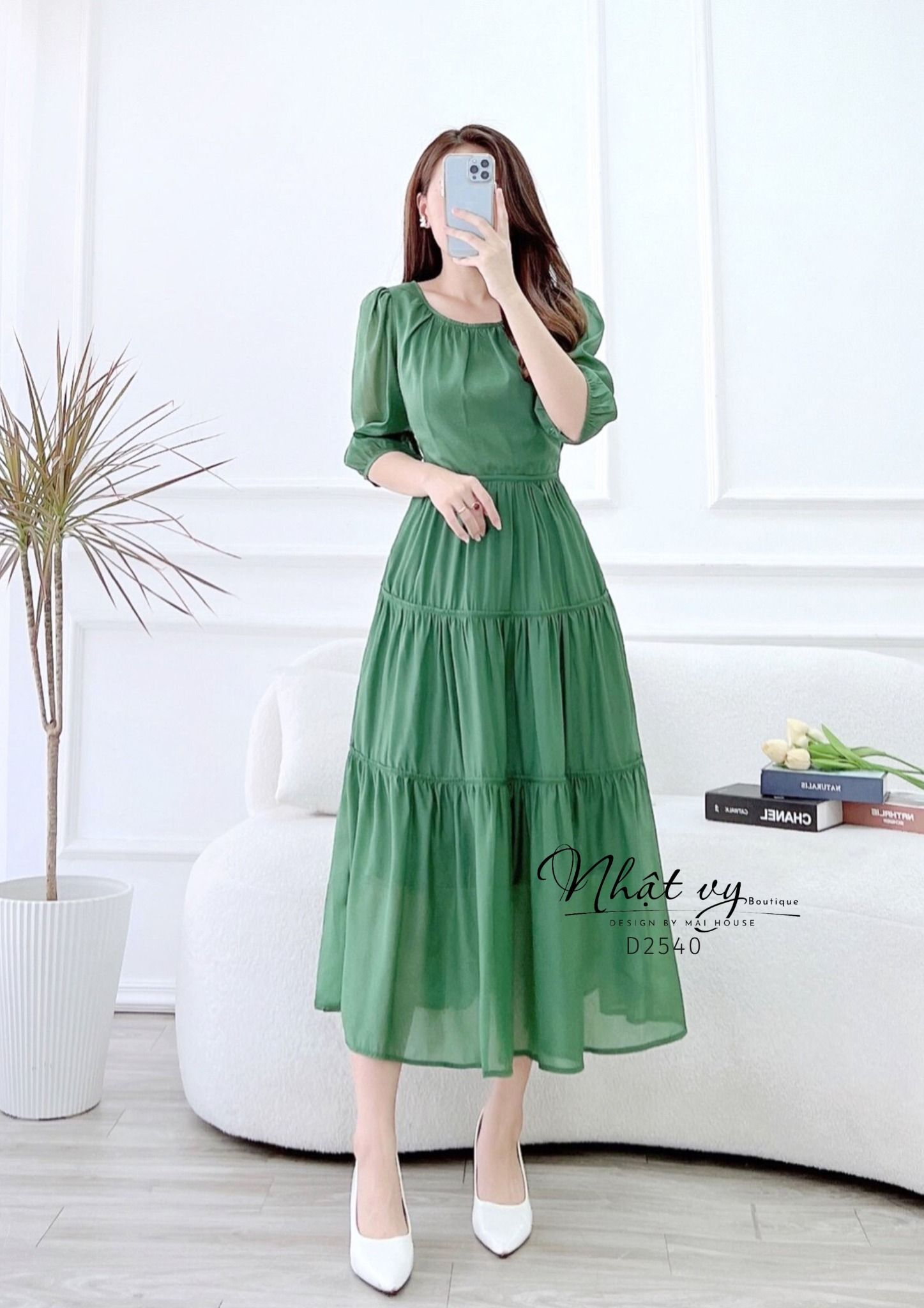 Đầm tầng nhún ngực cổ tròn thắt nơ lưng - D2540