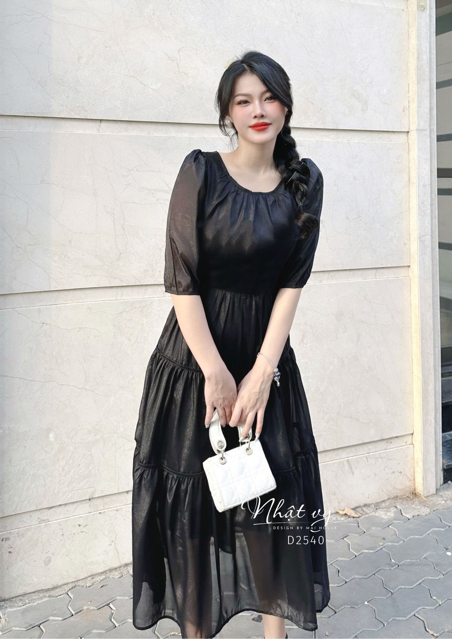 Đầm tầng nhún ngực cổ tròn thắt nơ lưng - D2540