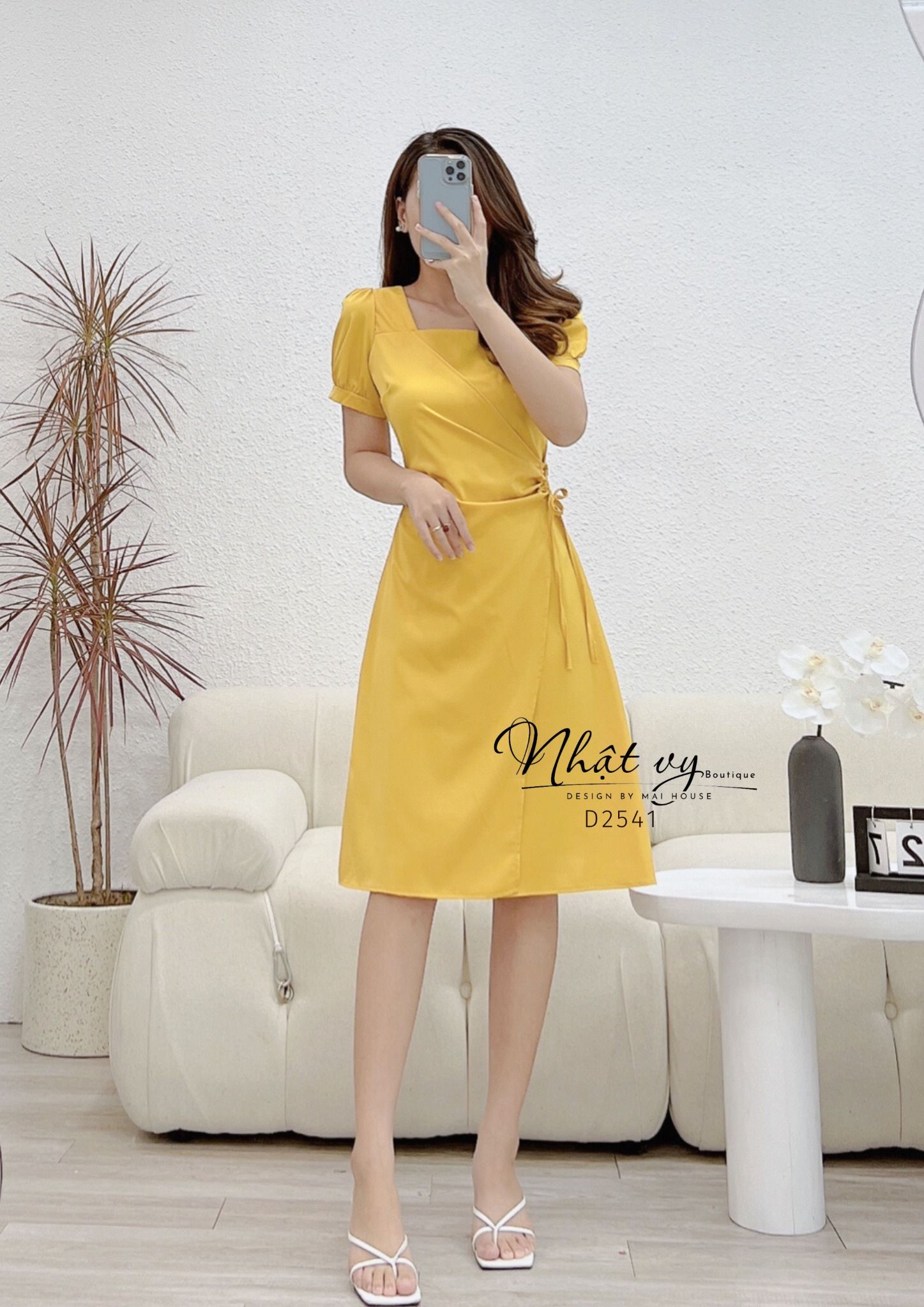 Đầm cổ vuông tay phồng nhún eo cách điệu - D2541