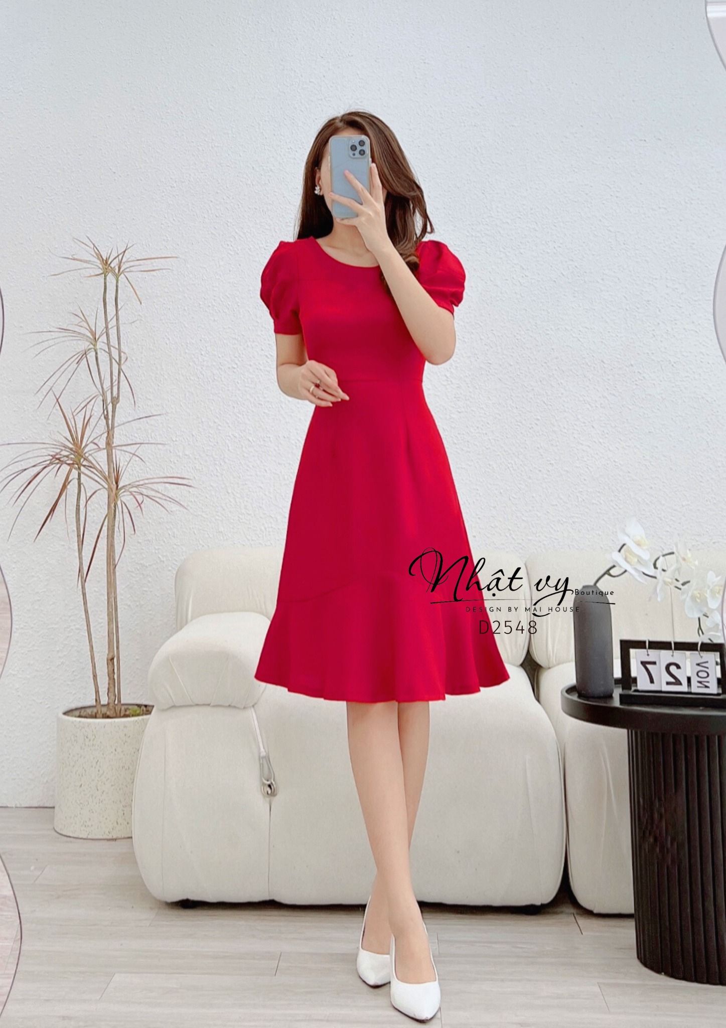 Đầm đuôi cá cổ tròn viền ngực tay phồng cách điệu - D2548