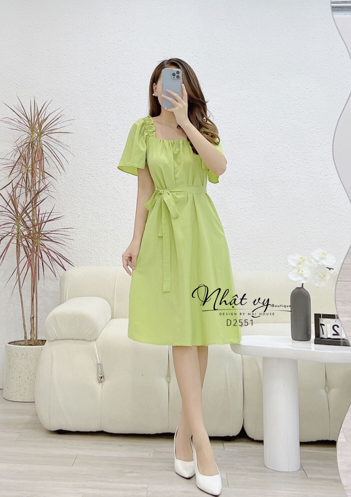 Đầm cổ vuông nhún cách điệu kiểu tay cánh tiên - D2551