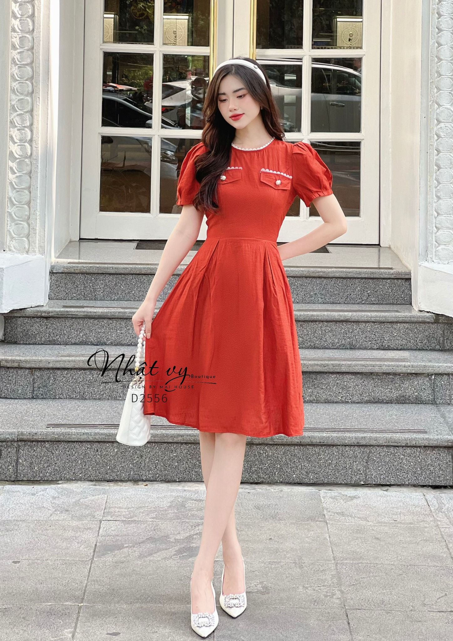 Đầm cổ tròn viền ren đính túi giả tay phồng - D2556