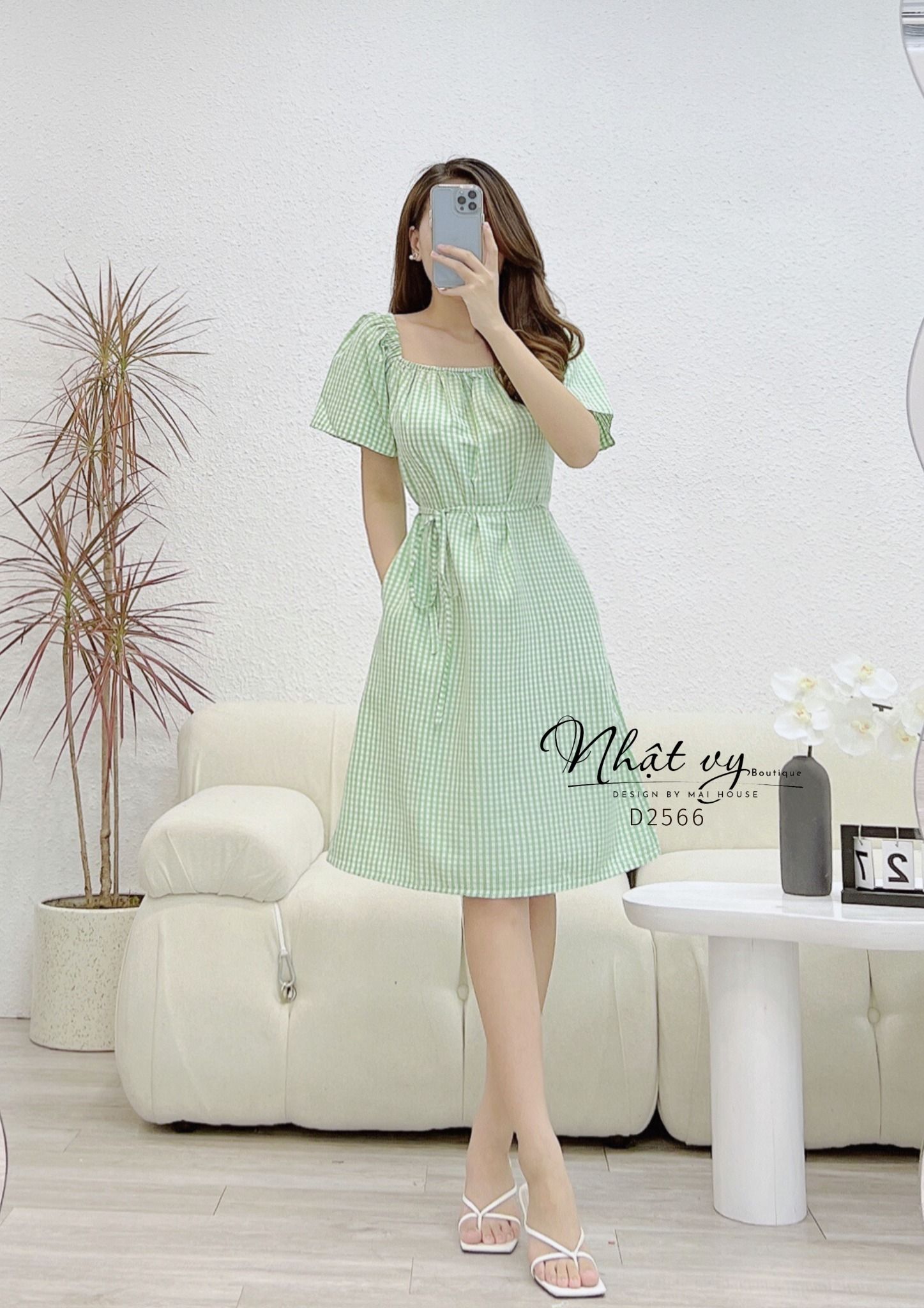 Đầm caro dáng suông cổ vuông viền bo thun - D2566