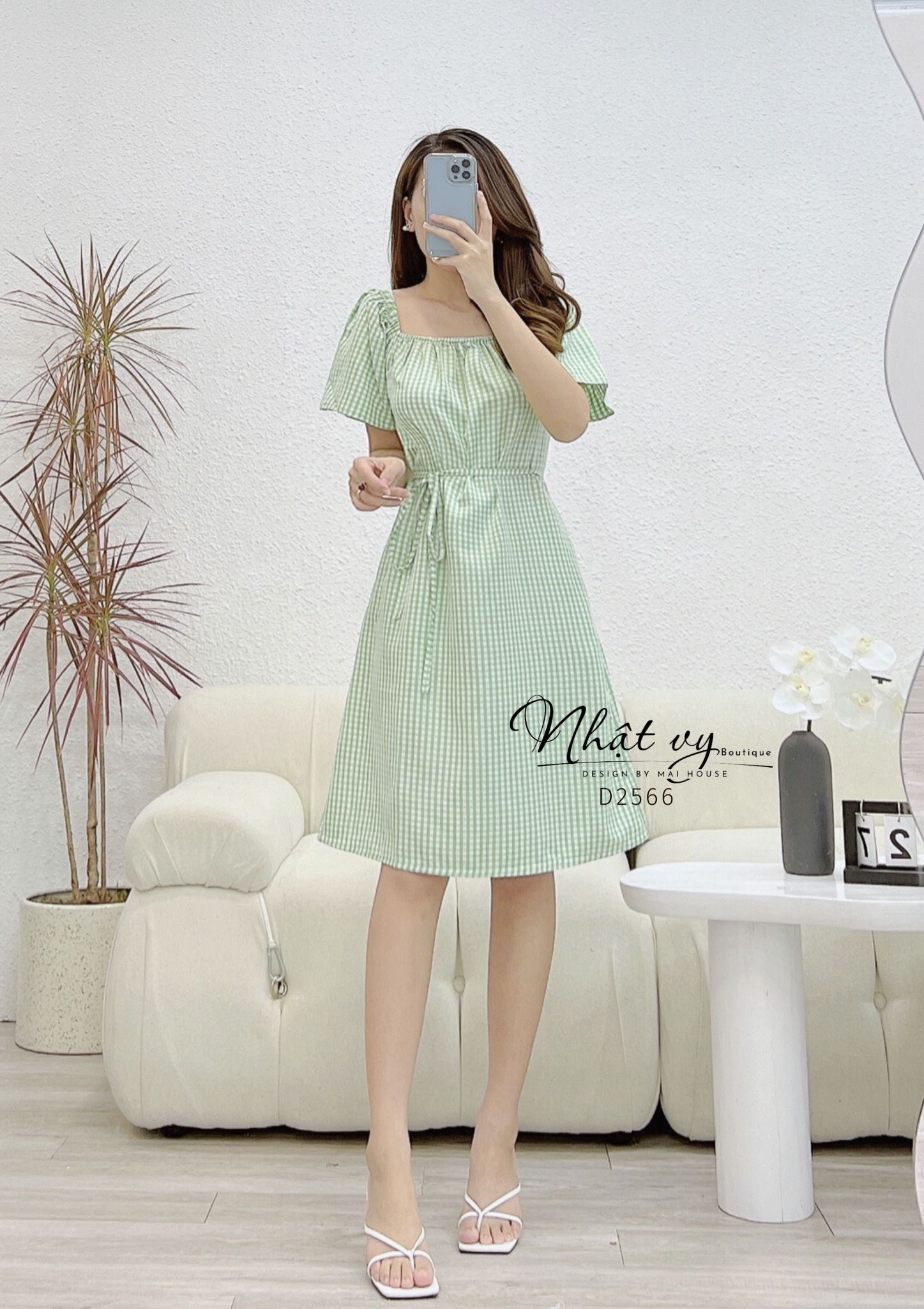 Đầm caro dáng suông cổ vuông viền bo thun - D2566