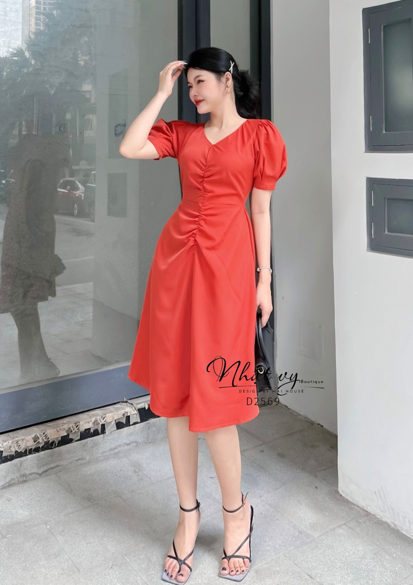 Đầm cổ V ngực nhún cách điệu - D2569