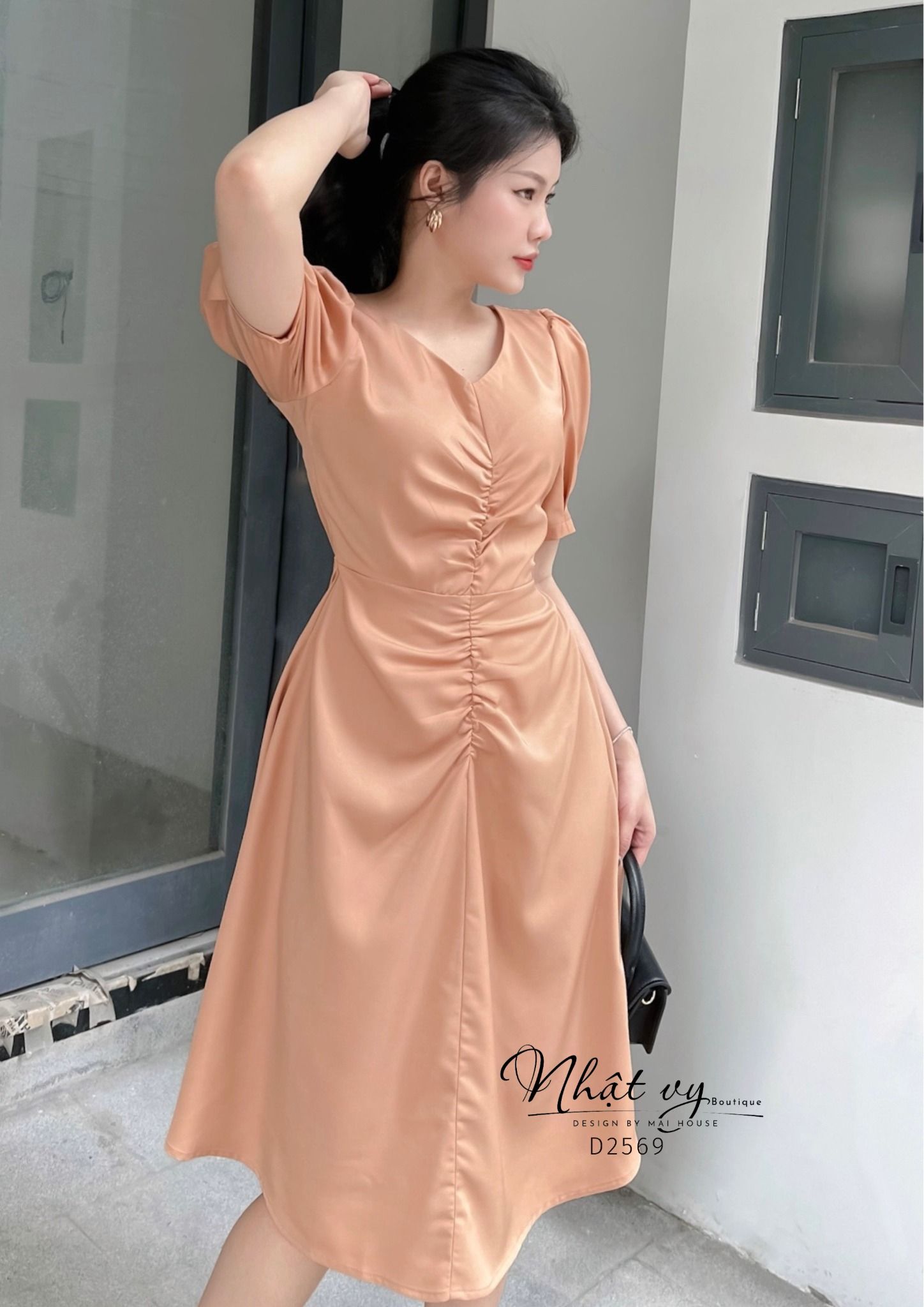 Đầm cổ V ngực nhún cách điệu - D2569