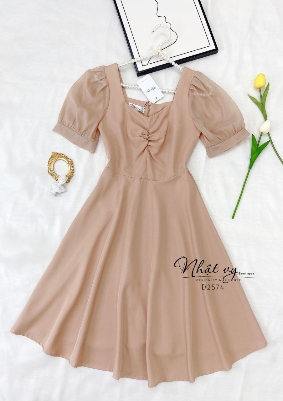 Đầm nhún ngực dáng xòe cổ cách điệu phối tay voan - D2574